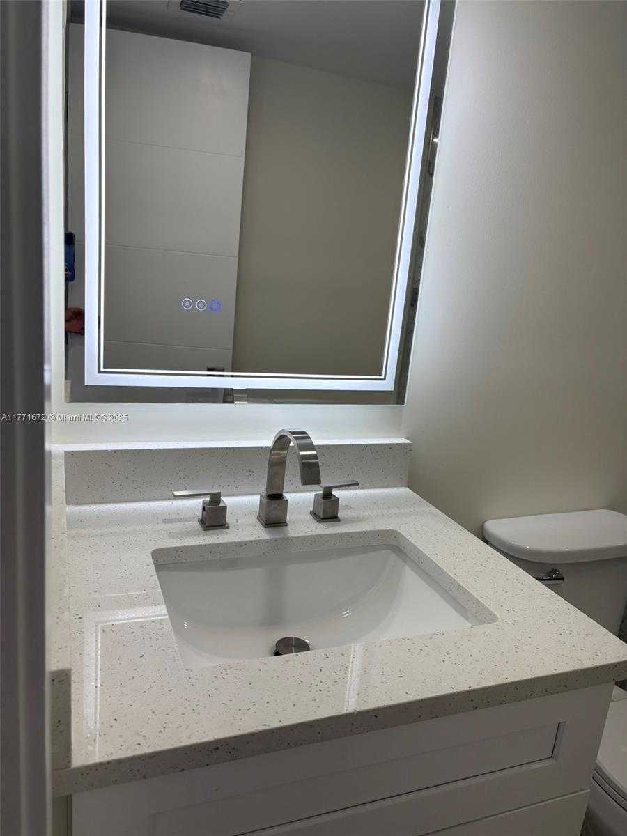 Small Image of 211 DURHAM E #211, Deerfield Beach Number 24