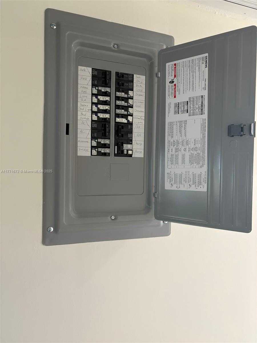 Small Image of 211 DURHAM E #211, Deerfield Beach Number 30