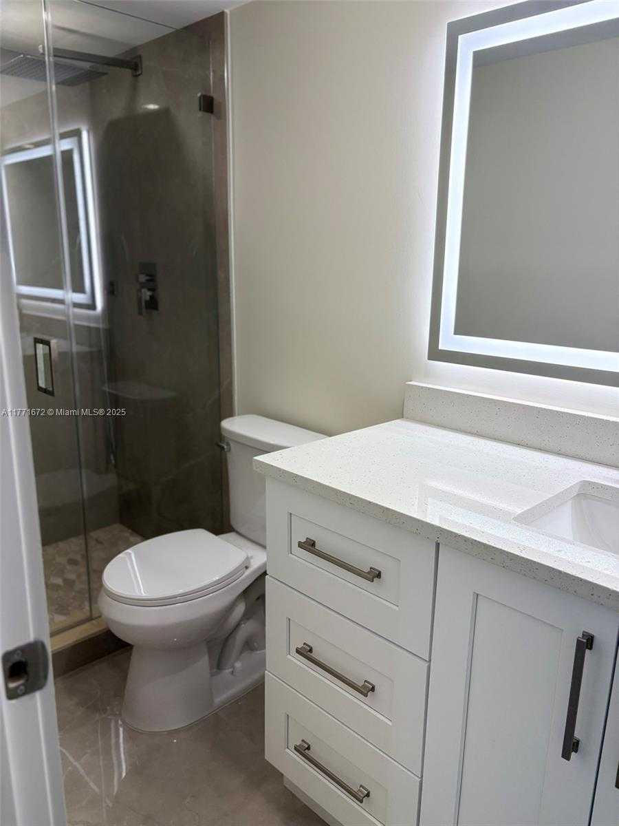 Small Image of 211 DURHAM E #211, Deerfield Beach Number 37