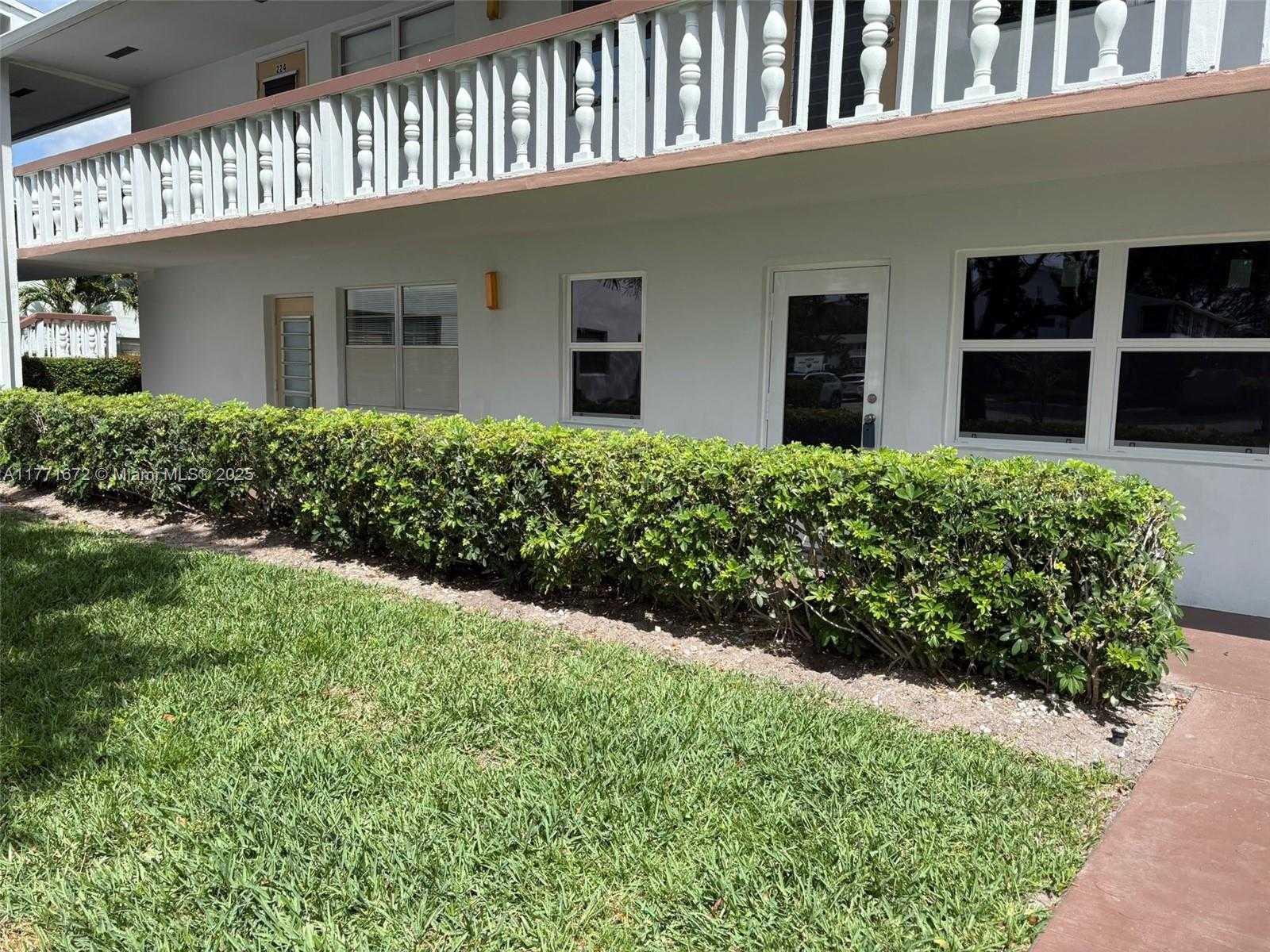 Small Image of 211 DURHAM E #211, Deerfield Beach Number 47