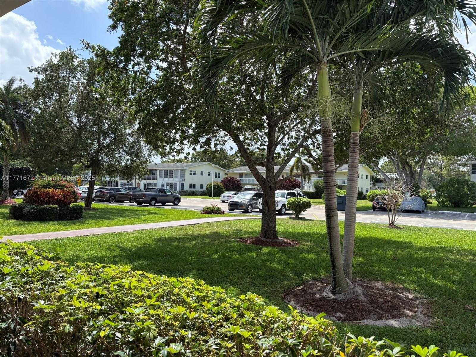 Small Image of 211 DURHAM E #211, Deerfield Beach Number 49