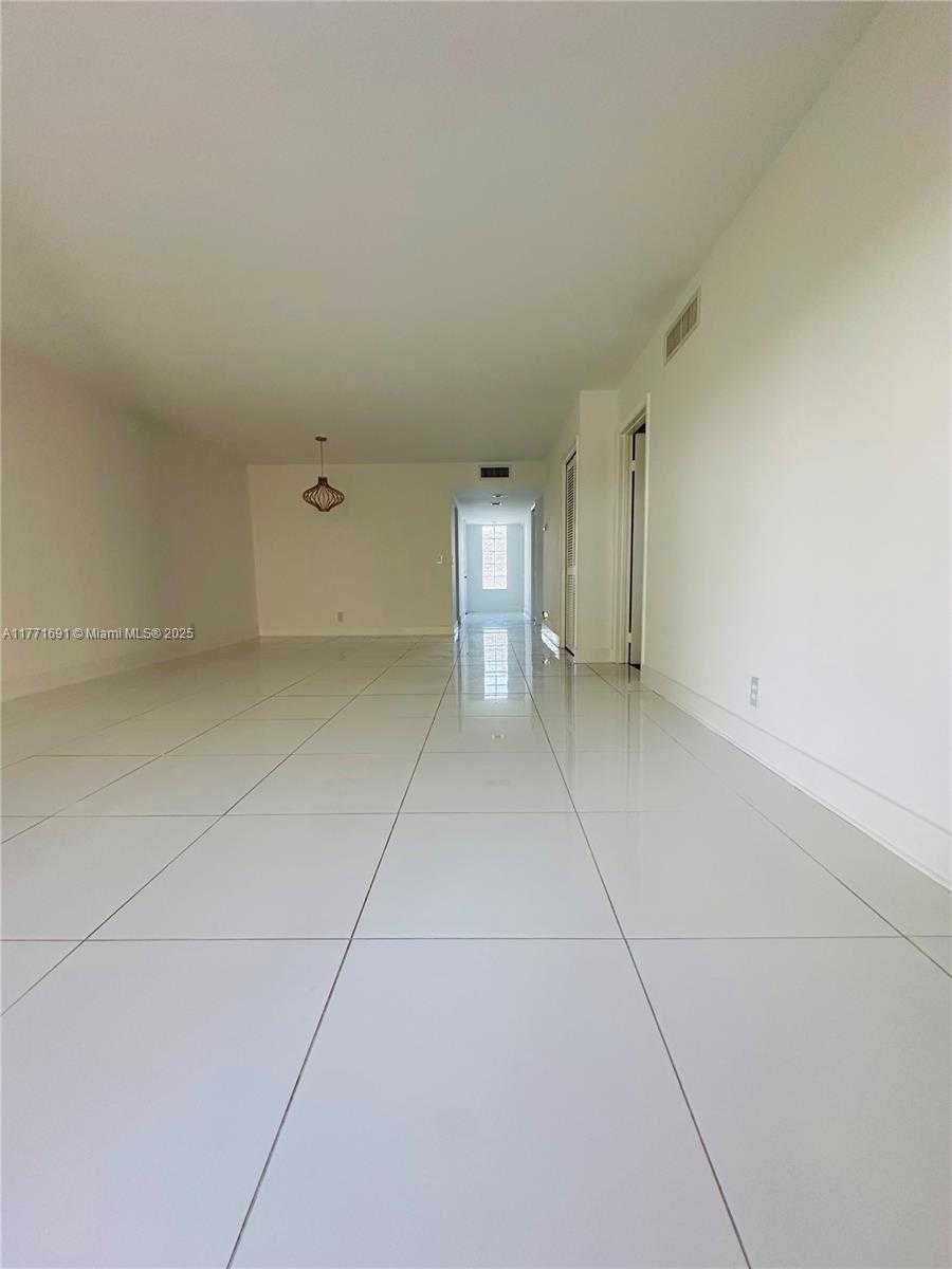 Small Image of 16491 BLATT BLVD #202, Weston Number 17