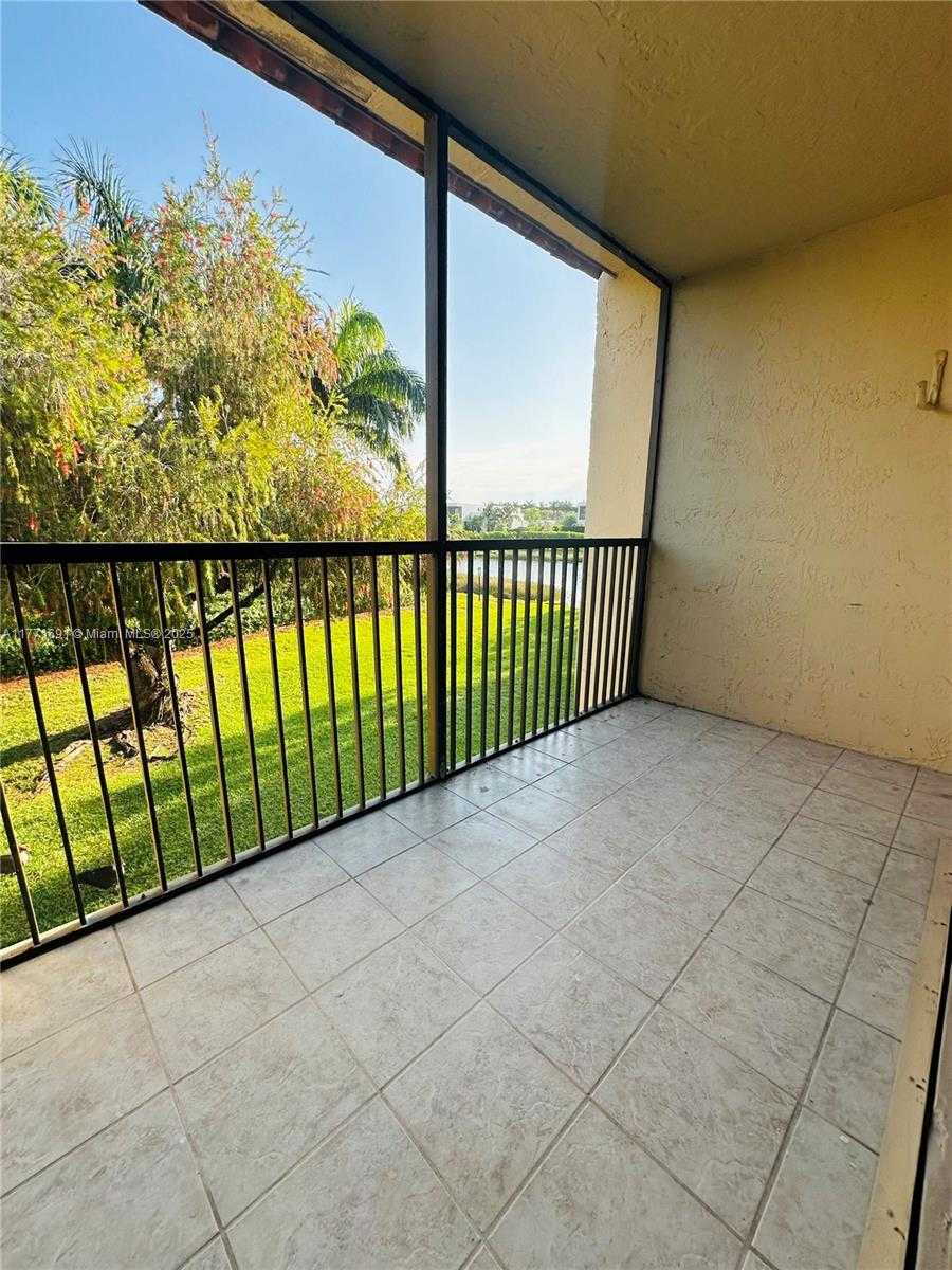 Small Image of 16491 BLATT BLVD #202, Weston Number 19