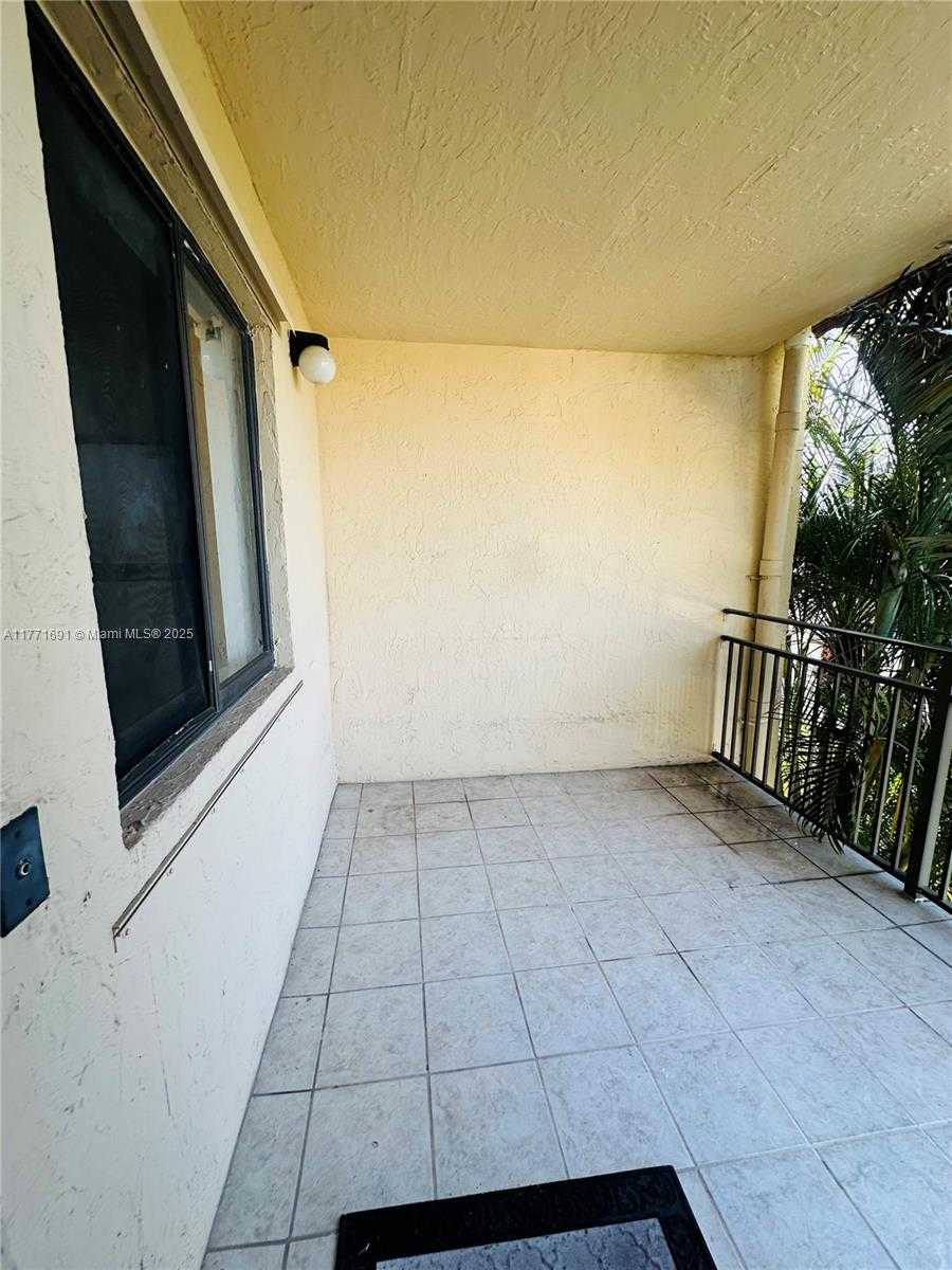 Small Image of 16491 BLATT BLVD #202, Weston Number 20