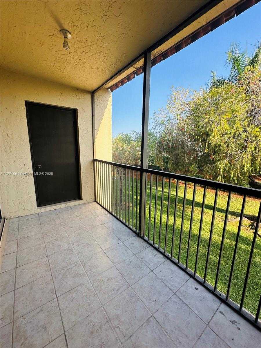 Small Image of 16491 BLATT BLVD #202, Weston Number 23