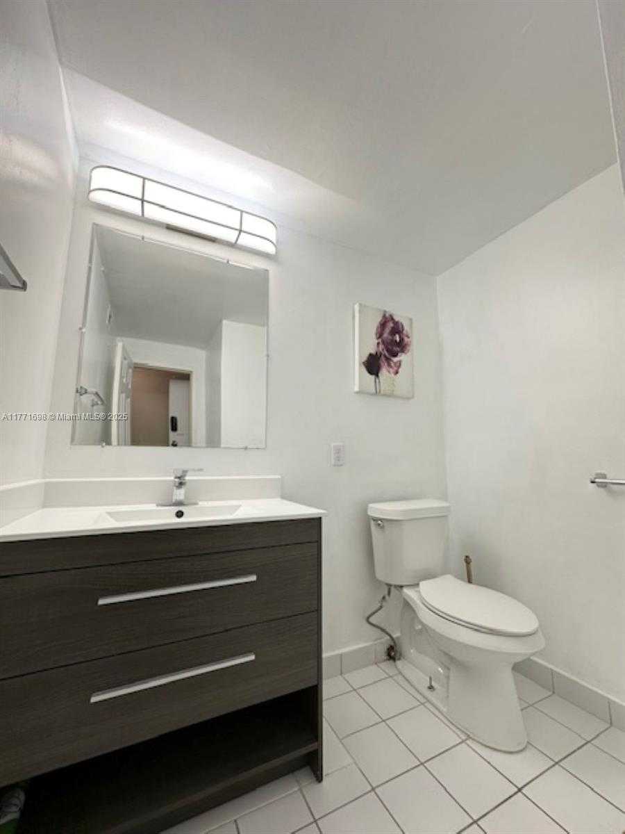 Small Image of 3505 SOUTH OCEAN DR #419, Hollywood Number 10