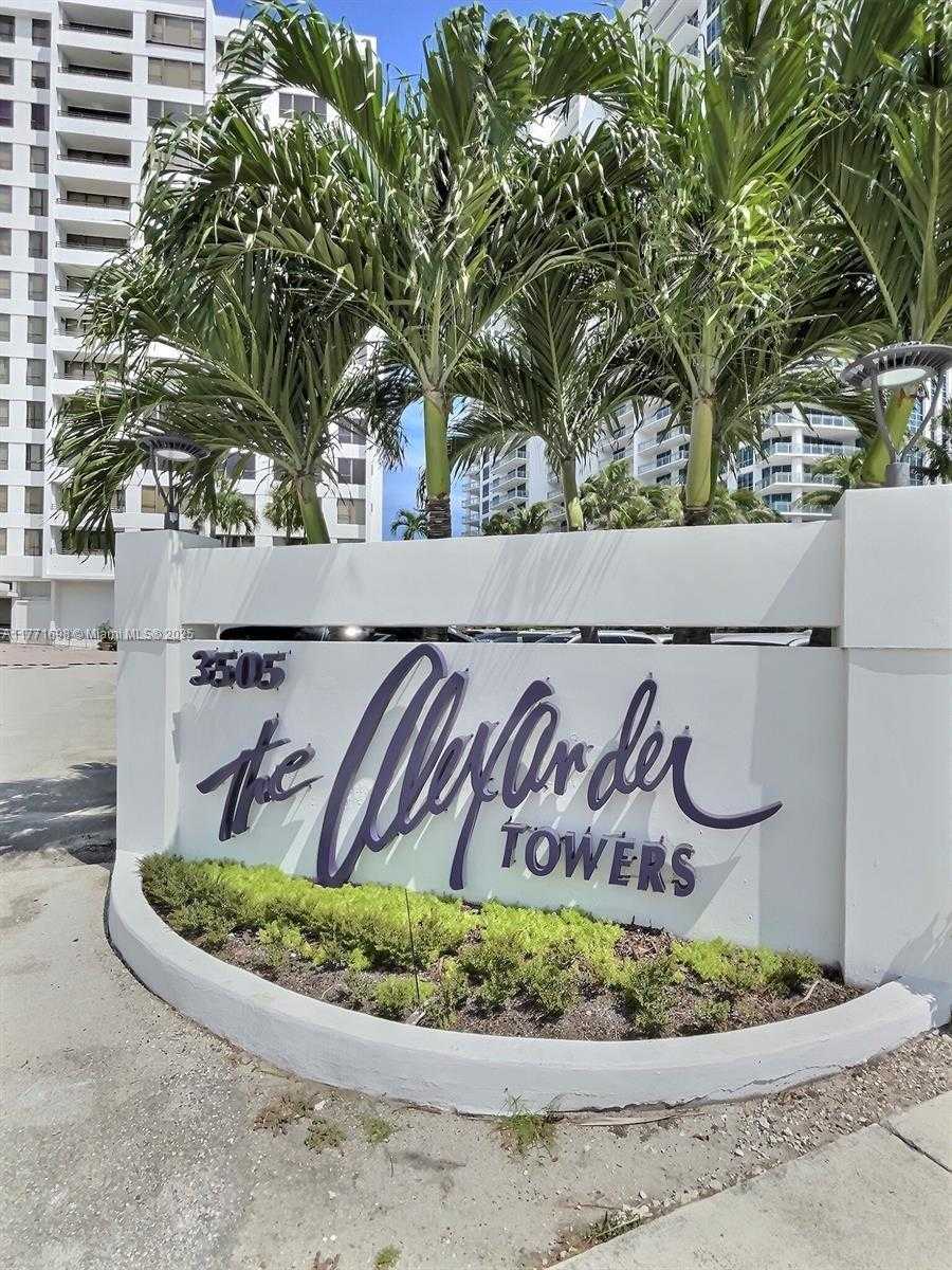 Small Image of 3505 SOUTH OCEAN DR #419, Hollywood Number 2