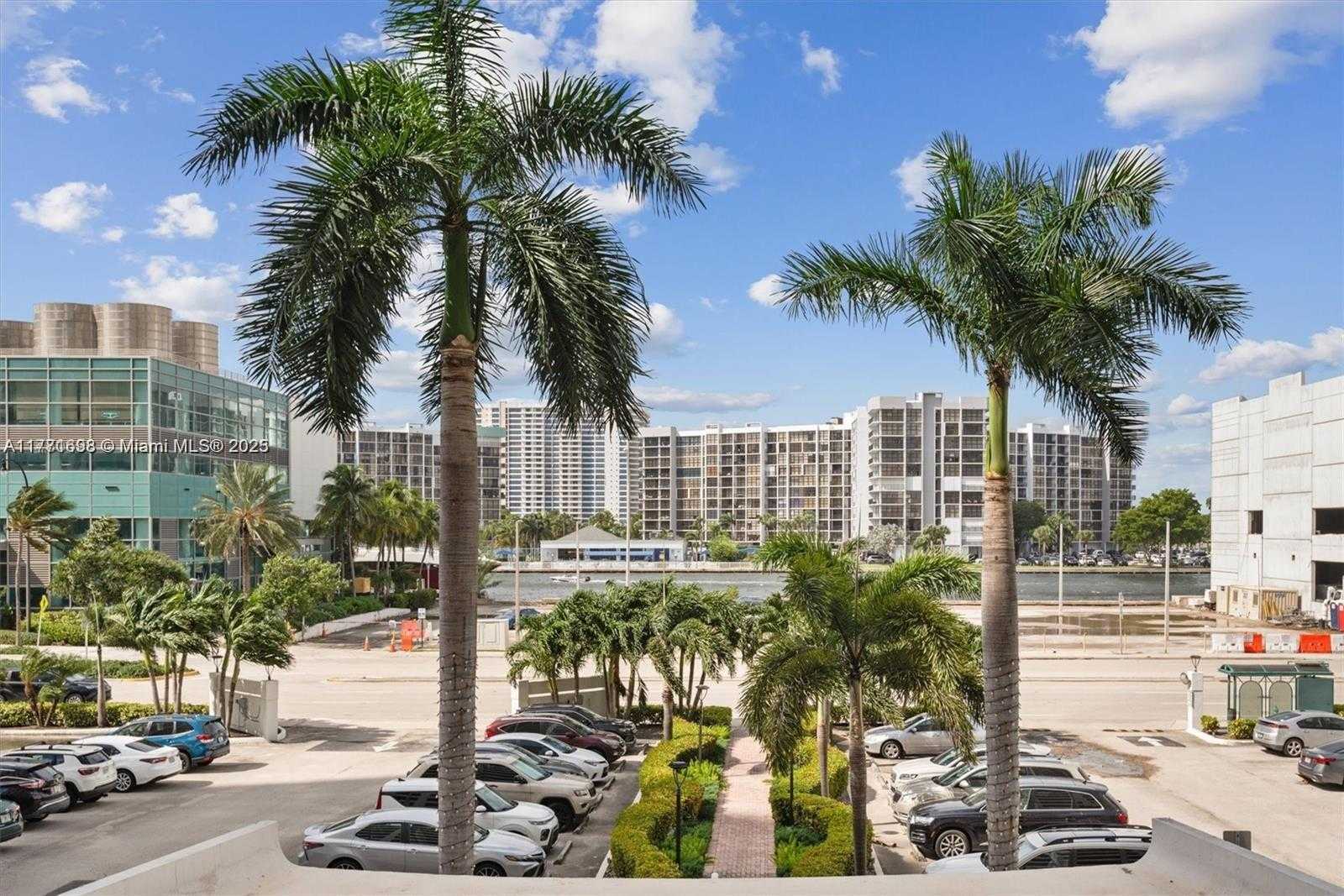 Small Image of 3505 SOUTH OCEAN DR #419, Hollywood Number 25