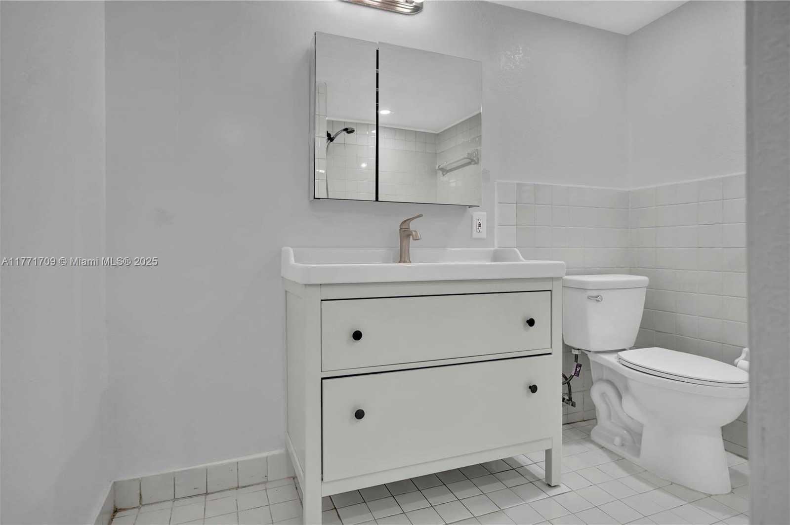 Small Image of 6711 NORTH KENDALL DR #510, Pinecrest Number 16