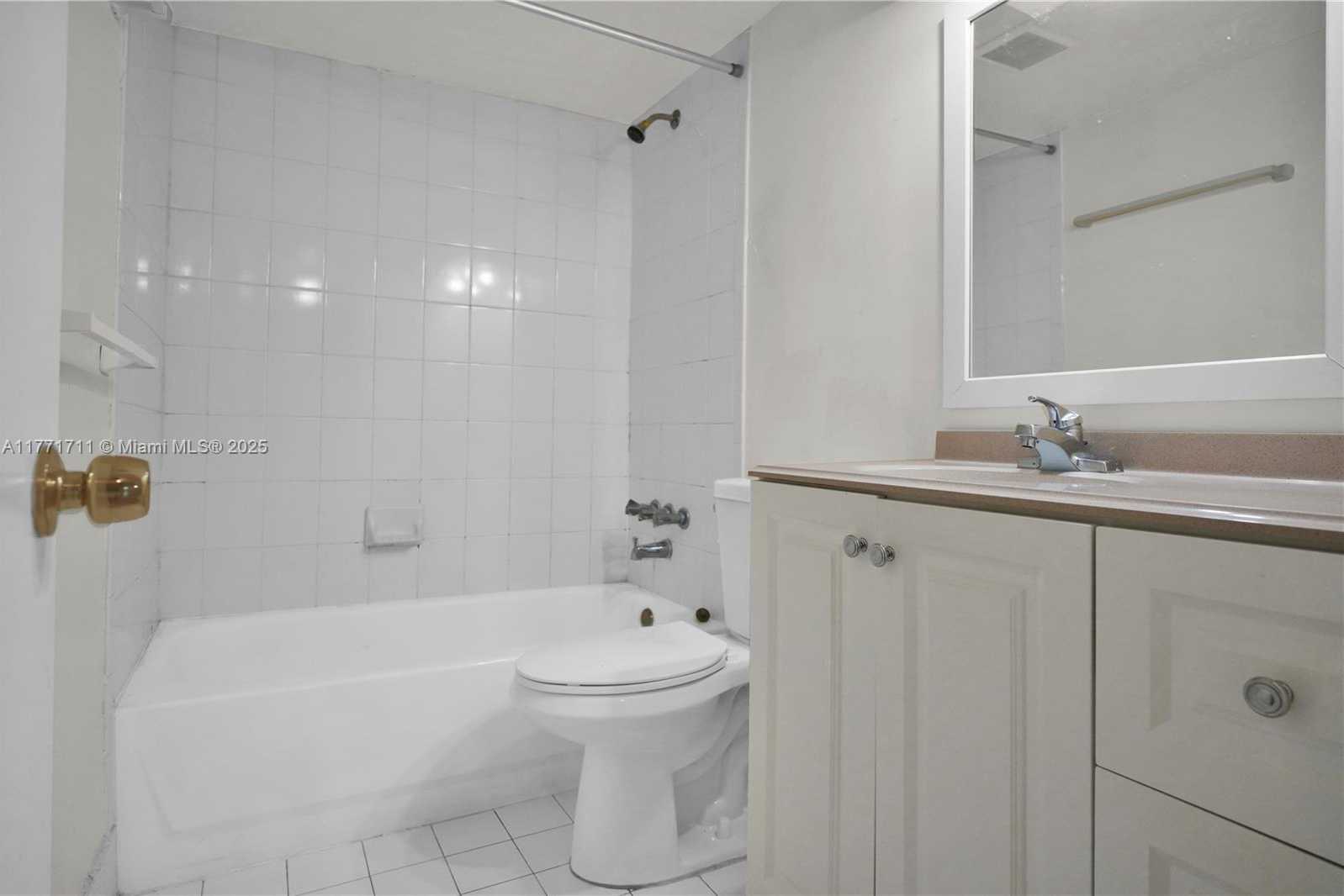 Small Image of 6886 NORTH KENDALL DR #D208, Pinecrest Number 10