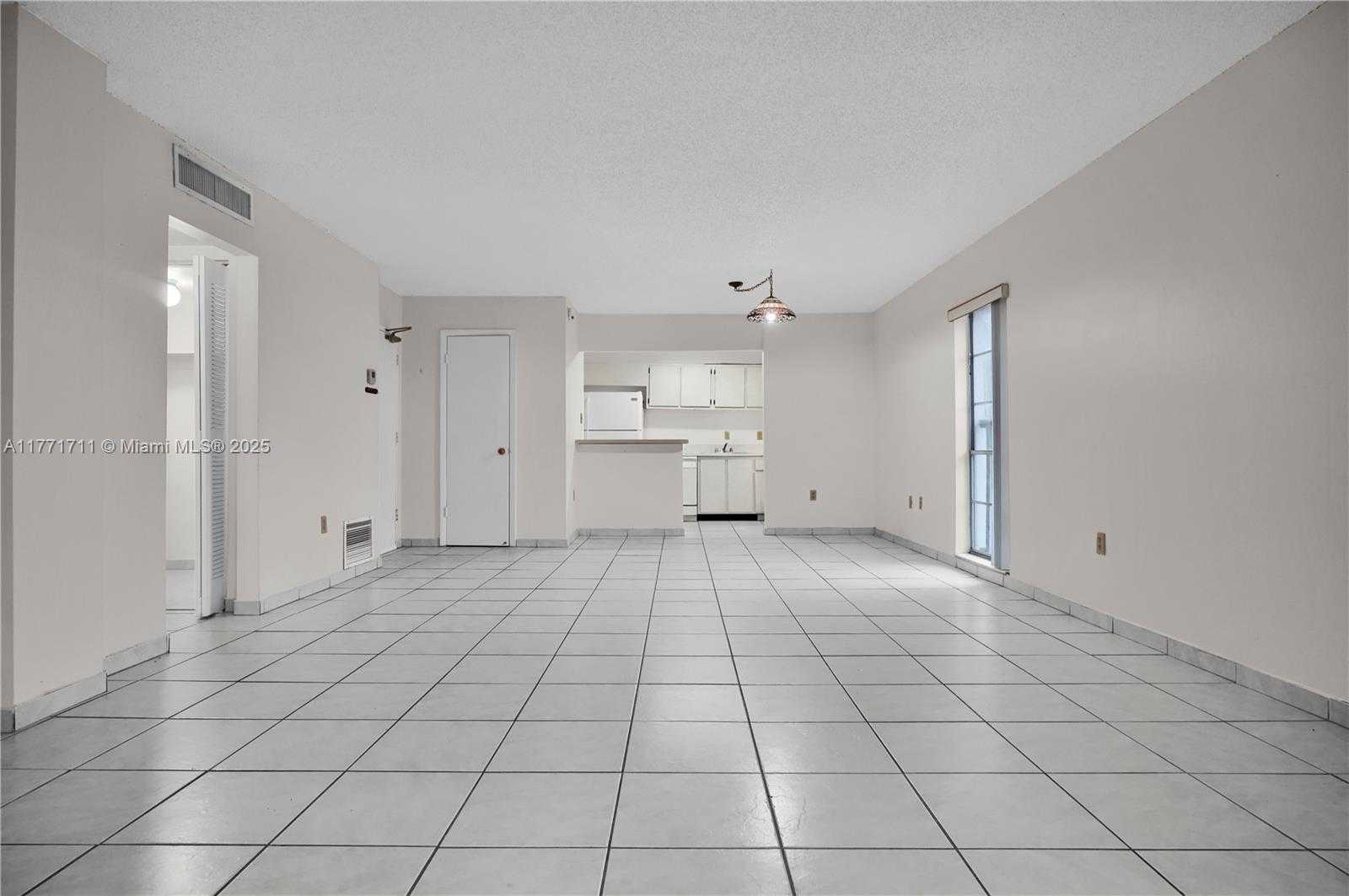 Small Image of 6886 NORTH KENDALL DR #D208, Pinecrest Number 7