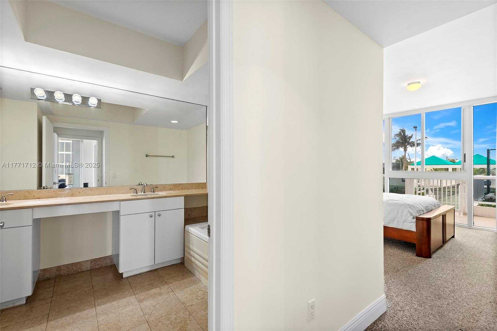 Small Image of 4775 COLLINS AVE #507, Miami Beach Number 14
