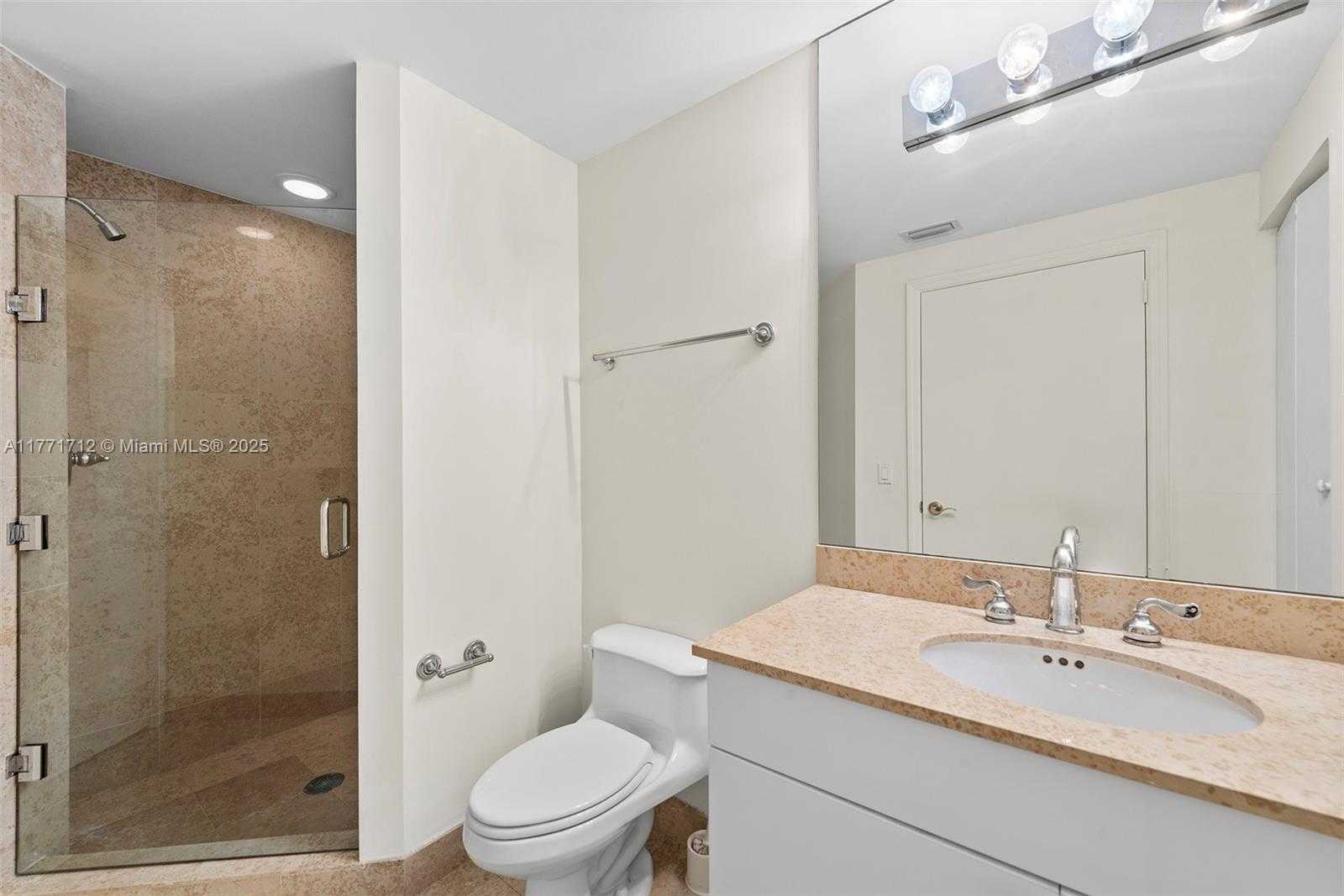 Small Image of 4775 COLLINS AVE #507, Miami Beach Number 22