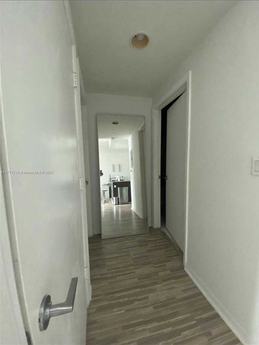 Small Image of 55 SOUTH EAST 6TH ST #1506, Miami Number 2
