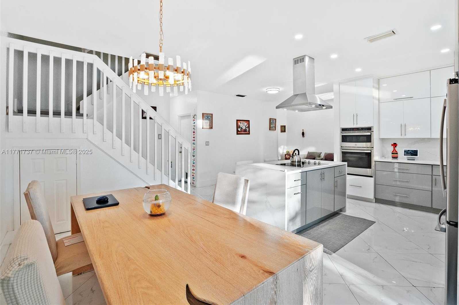 Small Image of 518 NORTH WEST 130TH WAY, Pembroke Pines Number 11