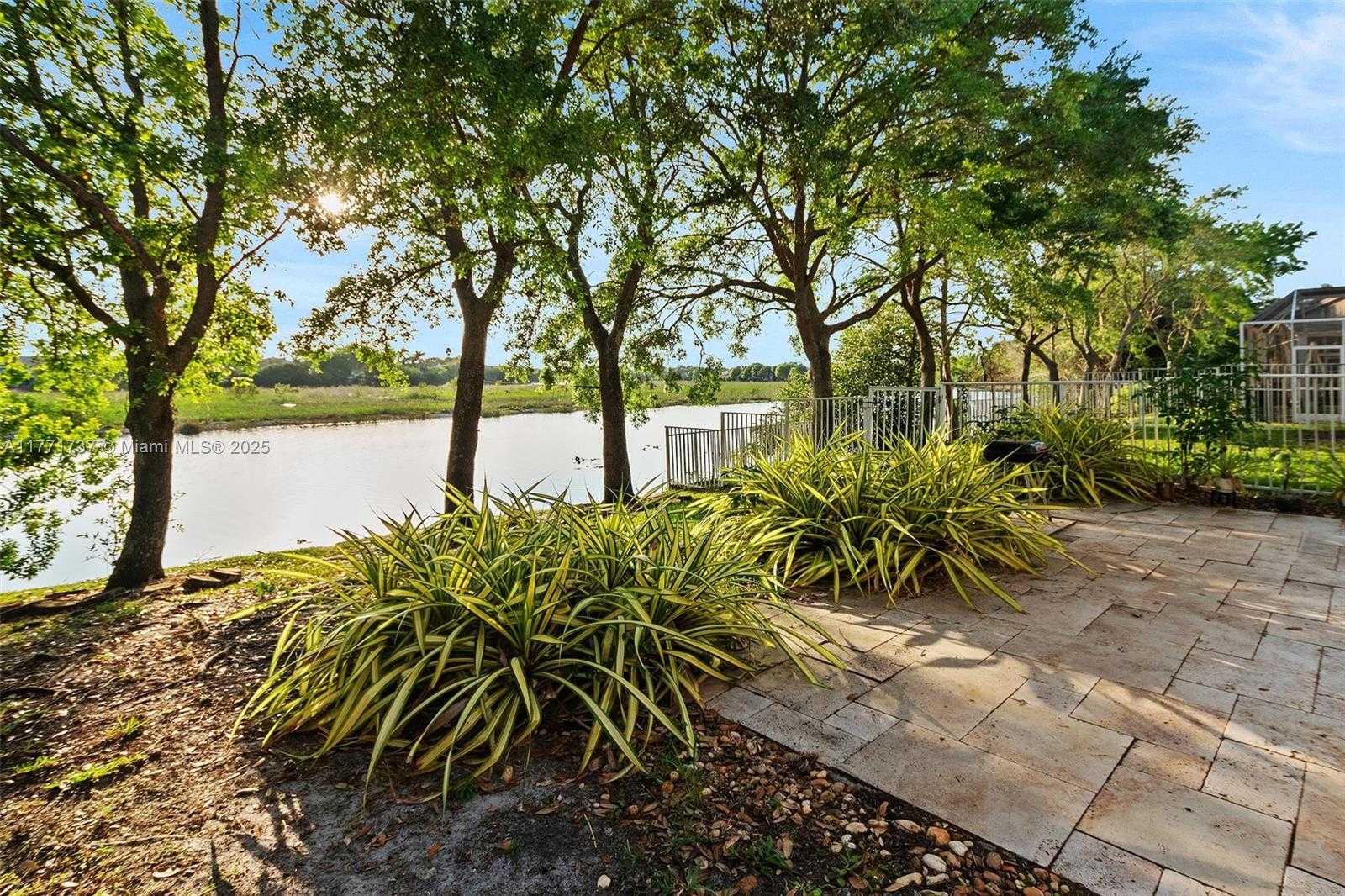 Small Image of 518 NORTH WEST 130TH WAY, Pembroke Pines Number 22