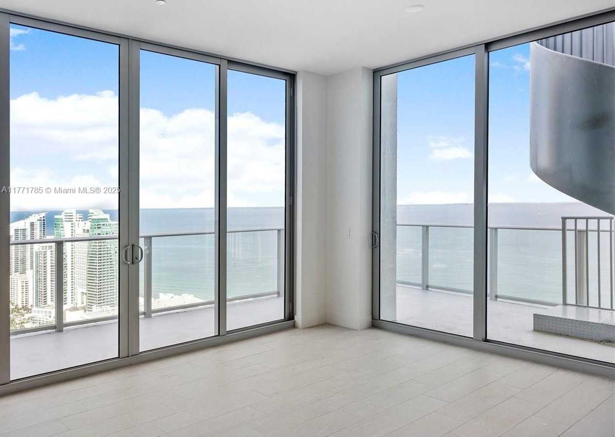 Small Image of 4010 SOUTH OCEAN DR #T4301, Hollywood Number 5