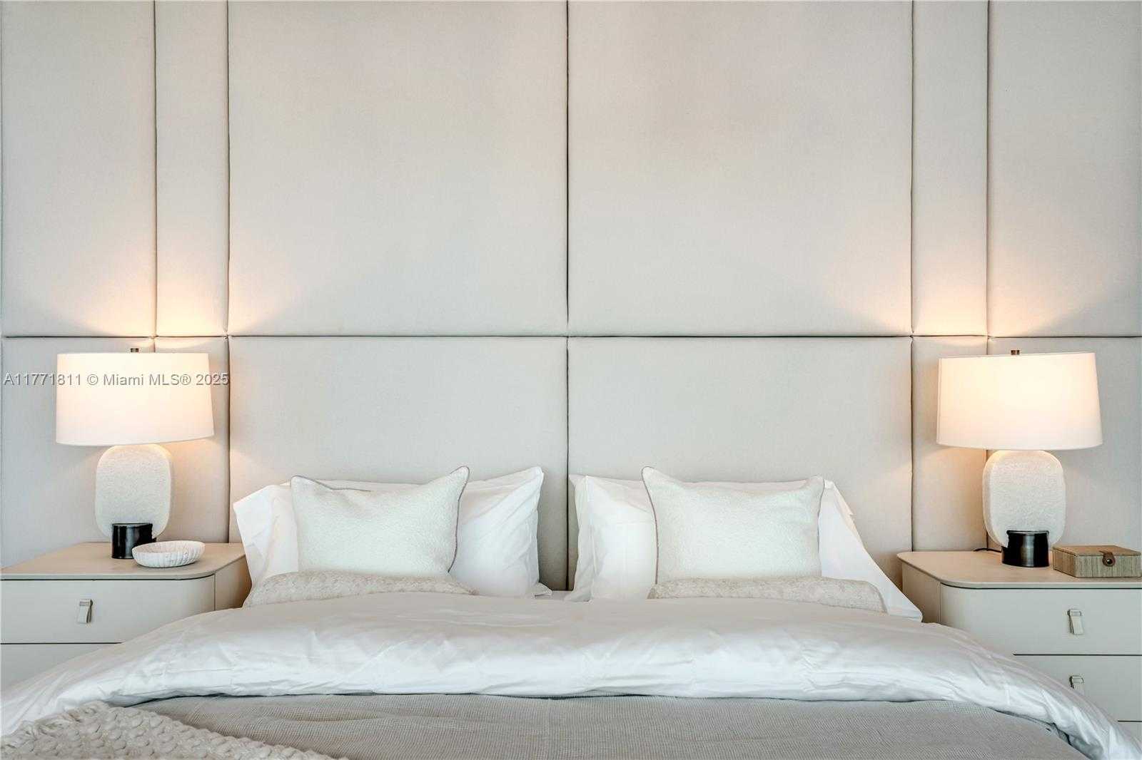 Small Image of 300 BISCAYNE BLVD WAY #4101, Miami Number 20