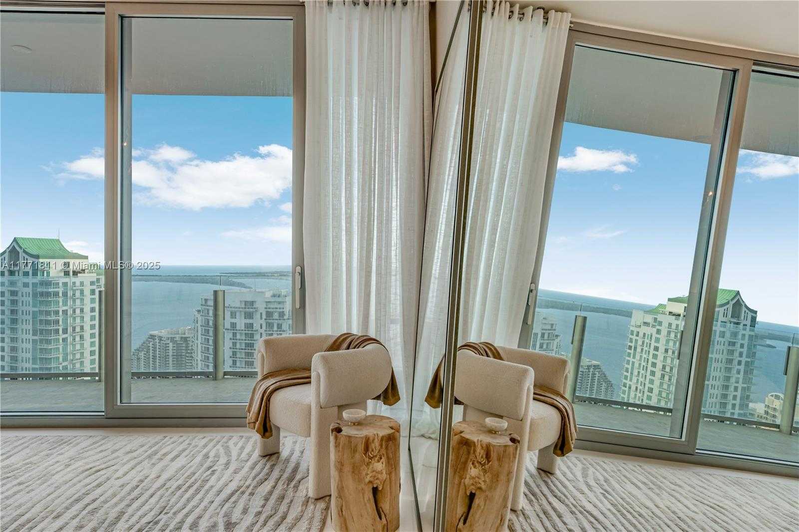 Small Image of 300 BISCAYNE BLVD WAY #4101, Miami Number 21