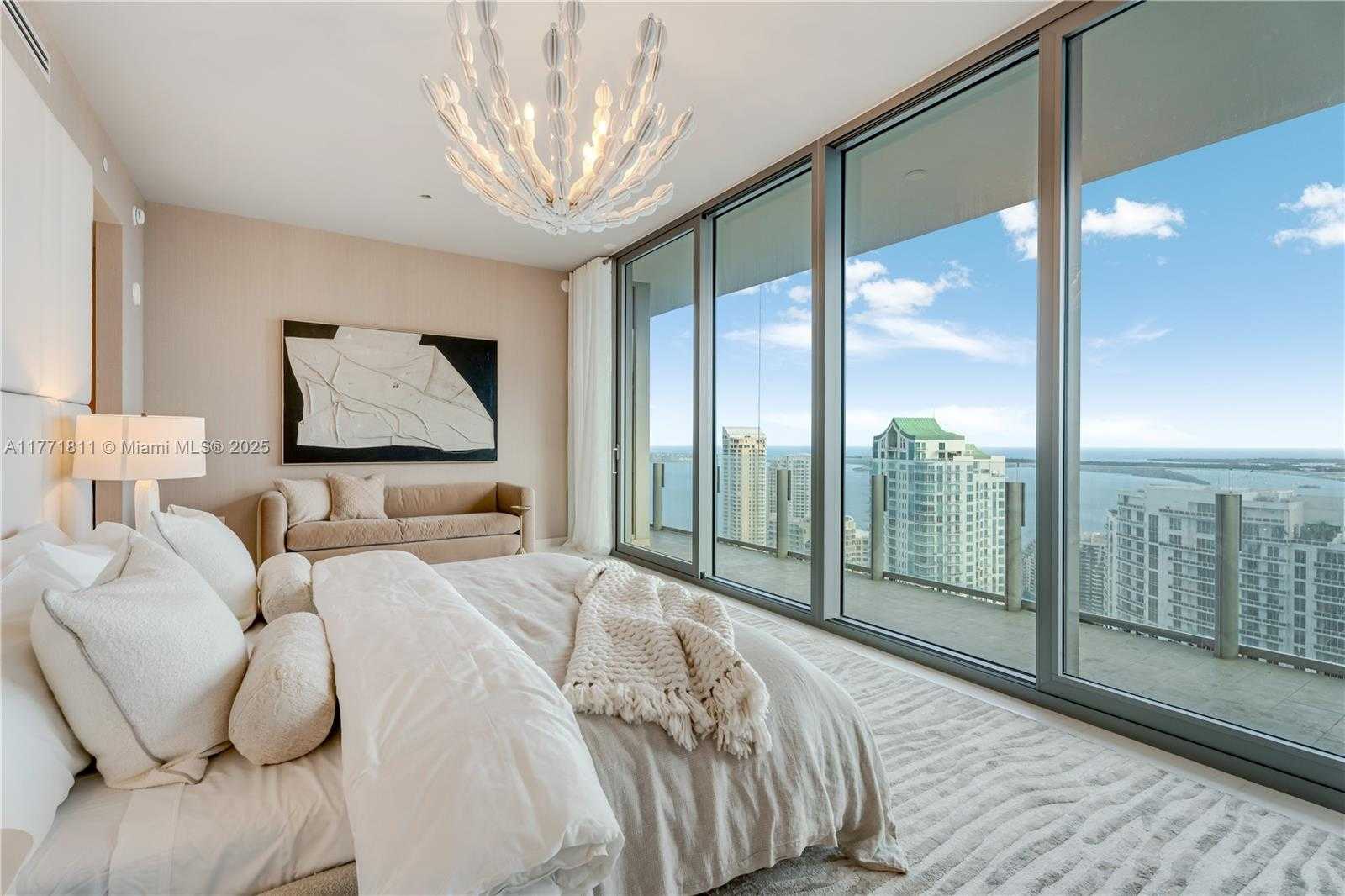 Small Image of 300 BISCAYNE BLVD WAY #4101, Miami Number 22