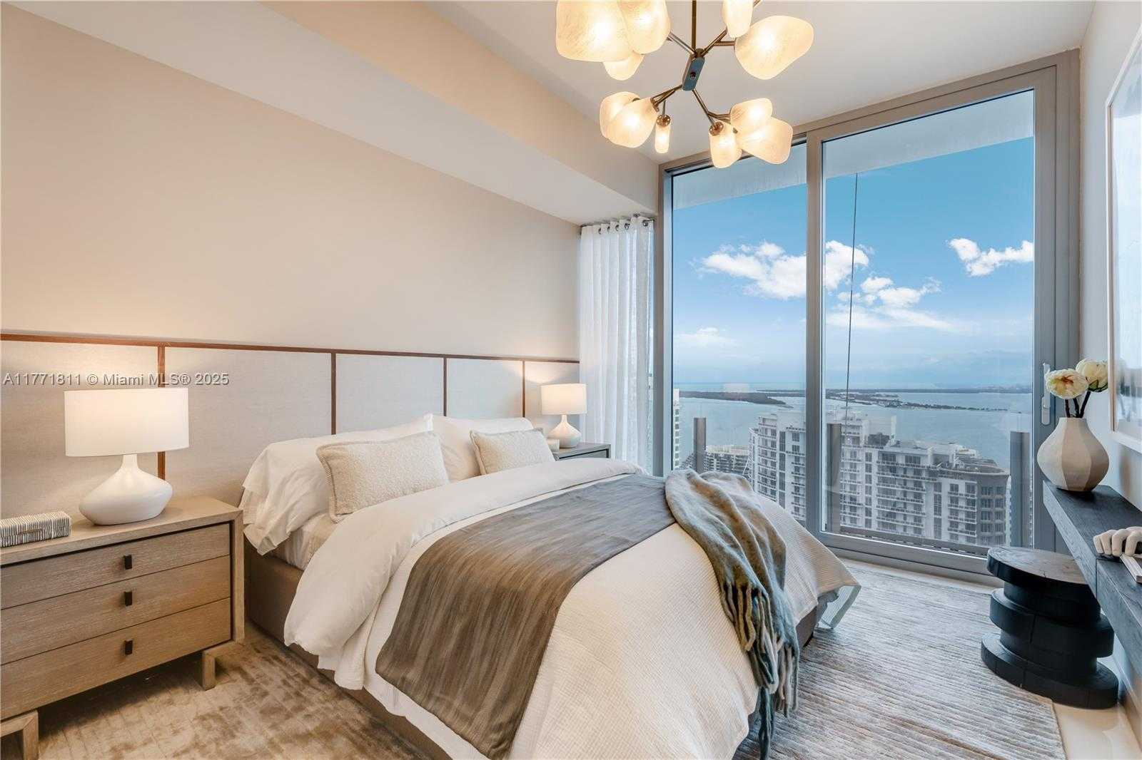Small Image of 300 BISCAYNE BLVD WAY #4101, Miami Number 31