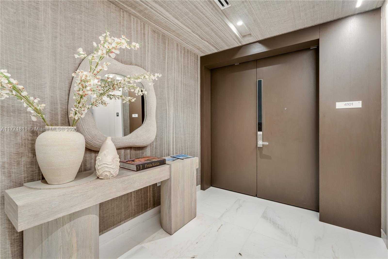 Small Image of 300 BISCAYNE BLVD WAY #4101, Miami Number 38