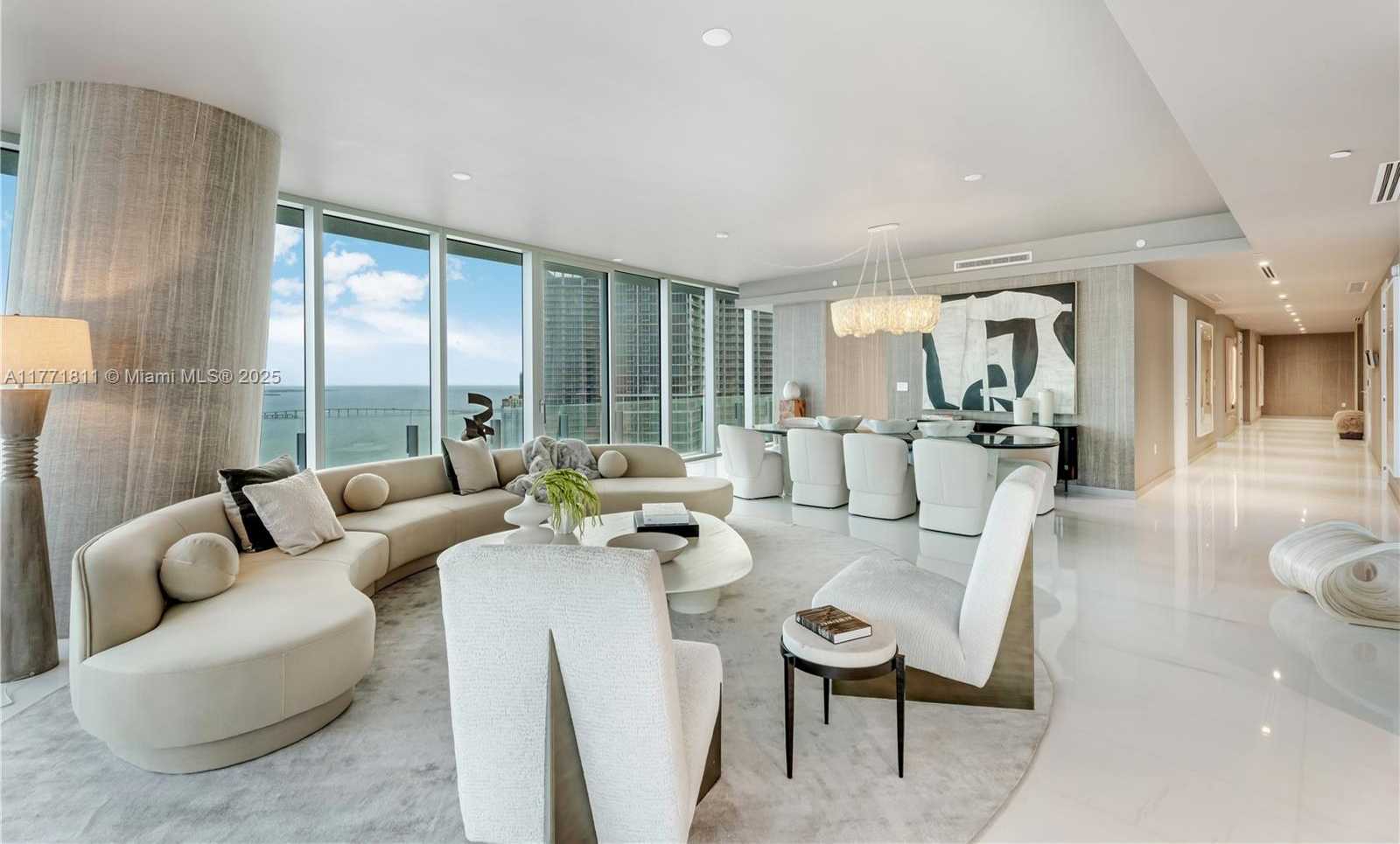 Small Image of 300 BISCAYNE BLVD WAY #4101, Miami Number 4