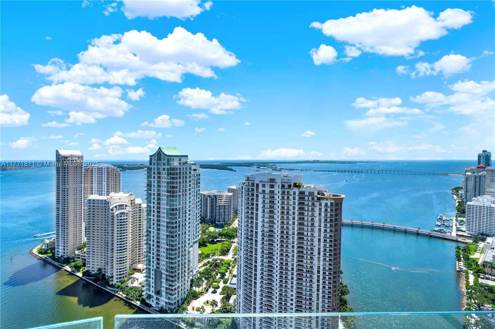 Small Image of 300 BISCAYNE BLVD WAY #4101, Miami Number 41