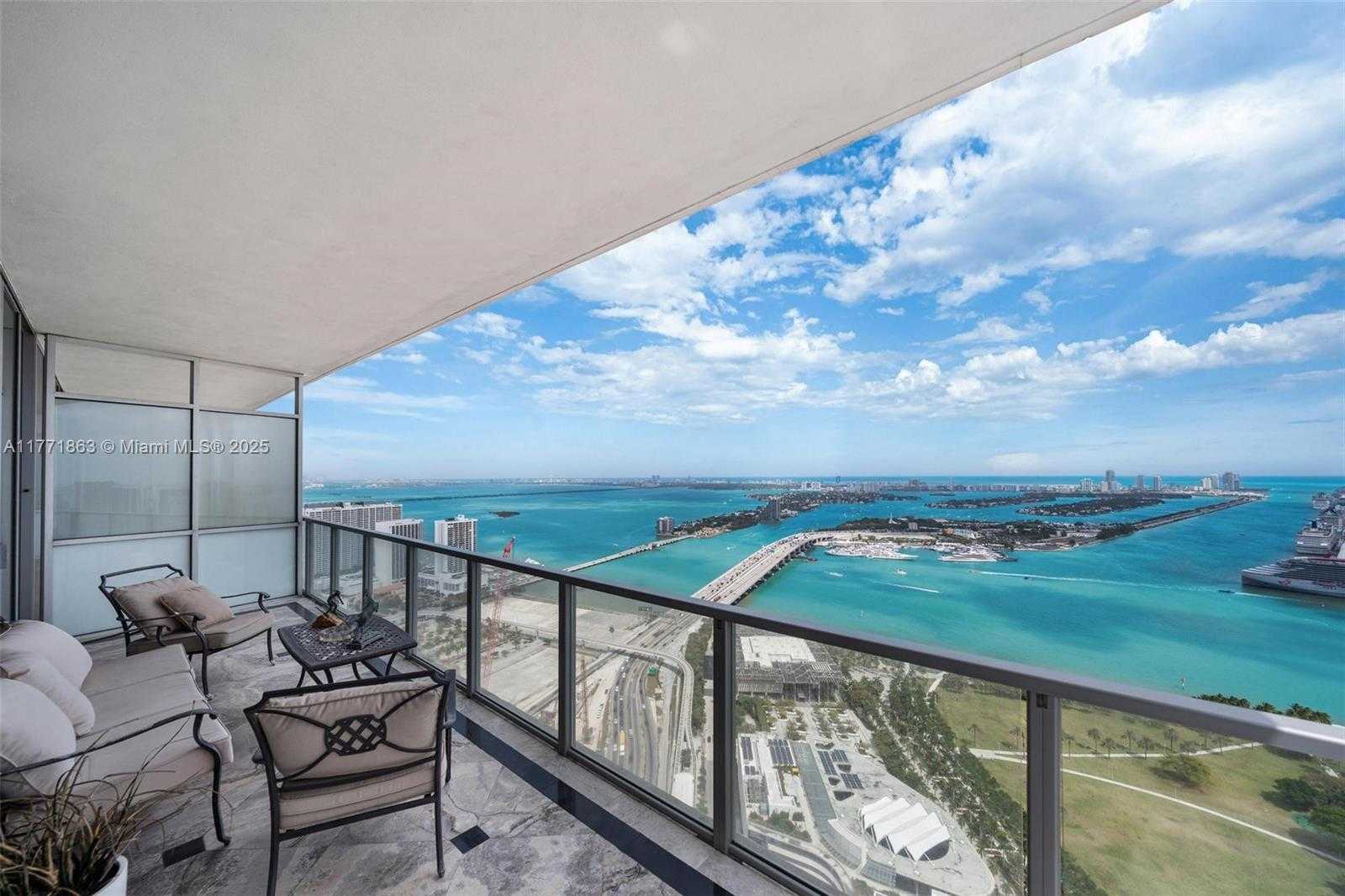 Small Image of 1100 BISCAYNE BLVD #4901, Miami Number 16