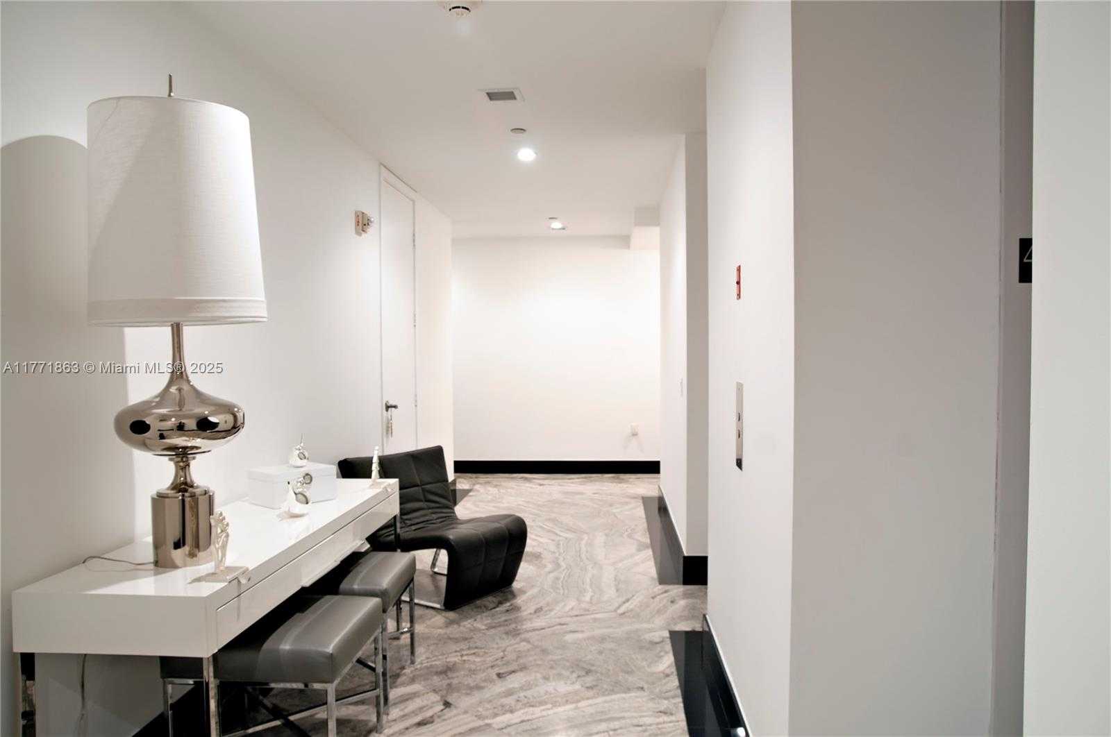 Small Image of 1100 BISCAYNE BLVD #4901, Miami Number 21