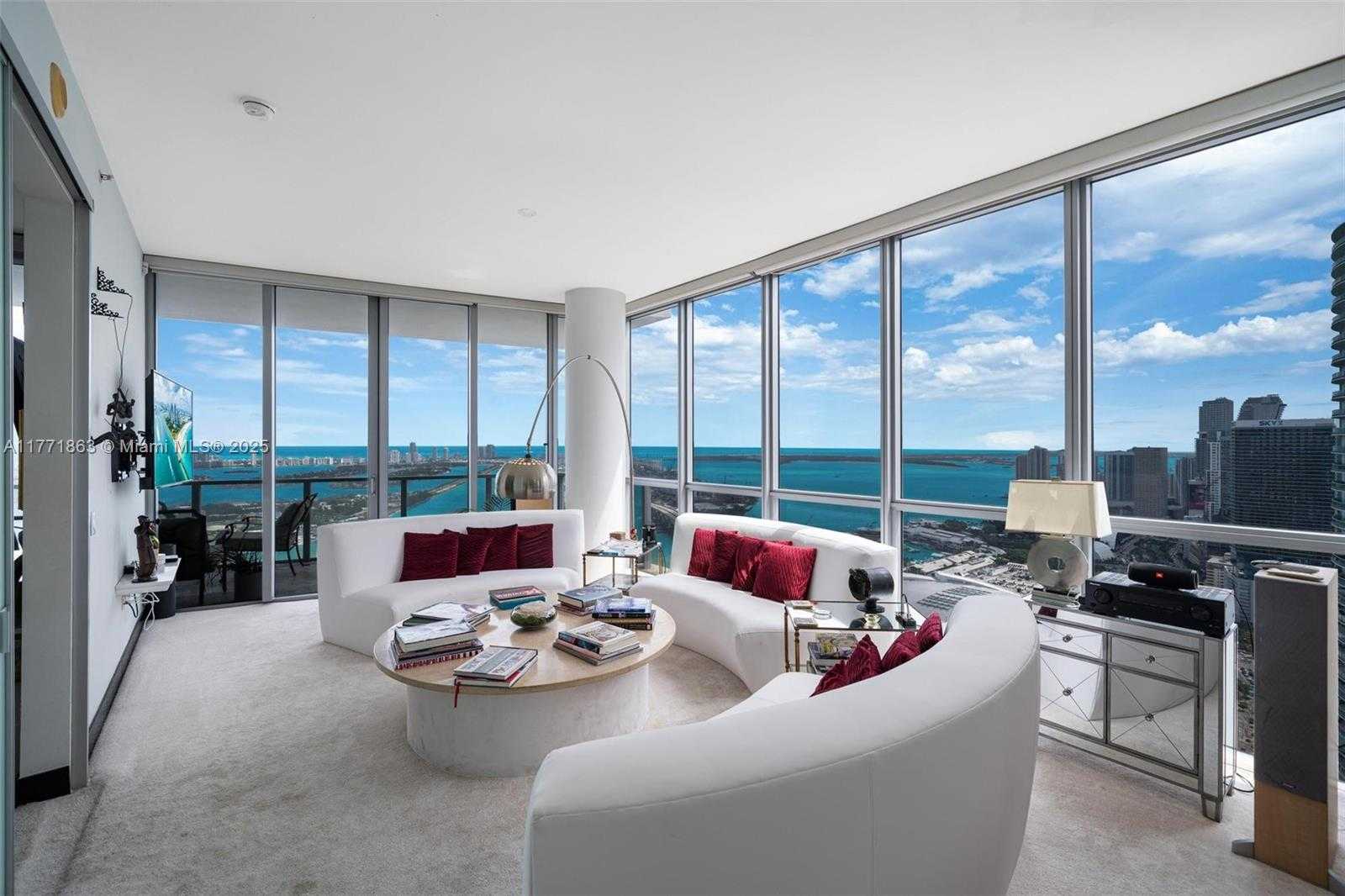 Small Image of 1100 BISCAYNE BLVD #4901, Miami Number 4