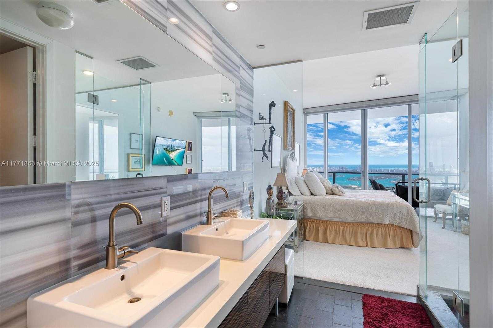Small Image of 1100 BISCAYNE BLVD #4901, Miami Number 46
