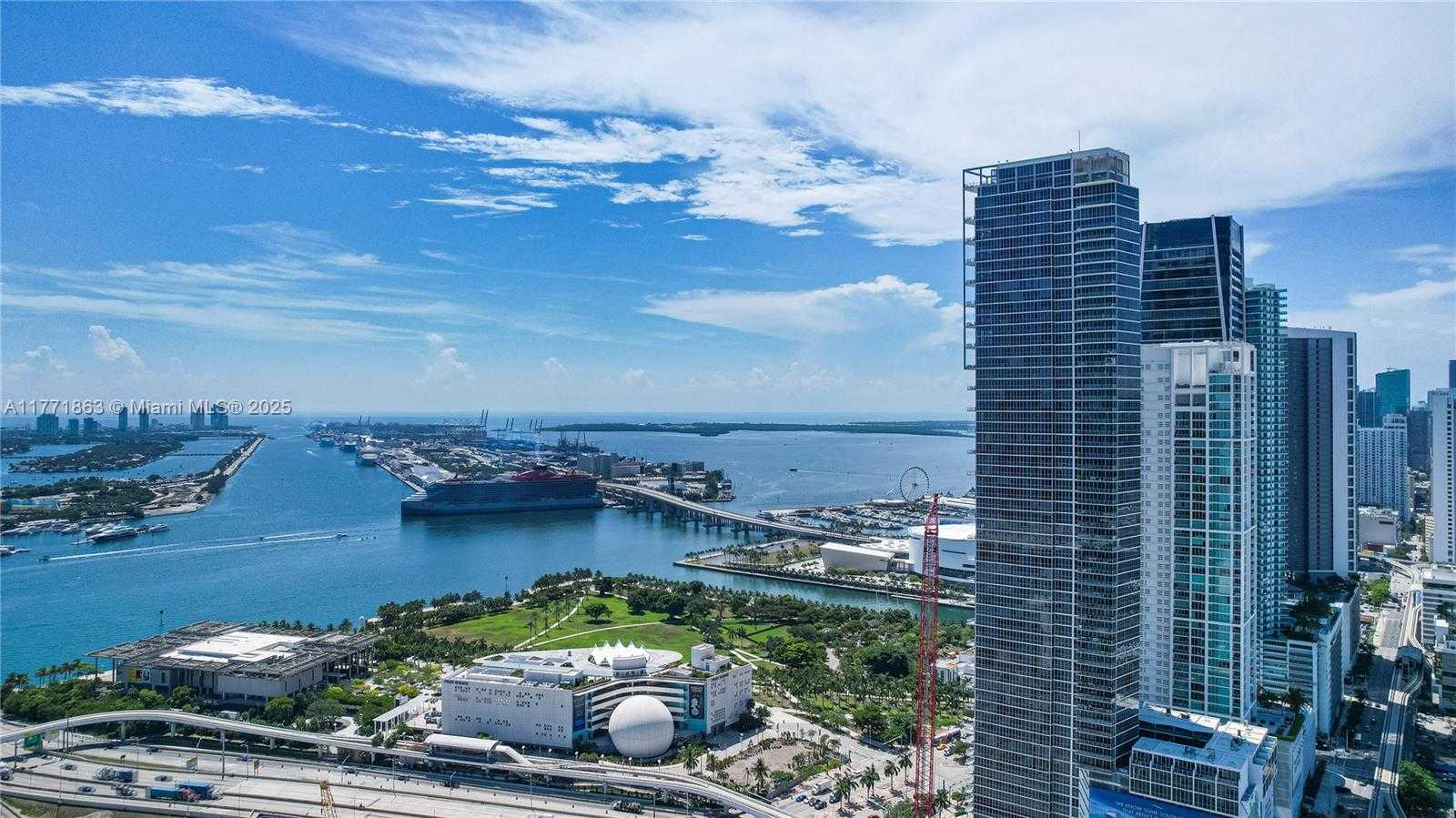 Small Image of 1100 BISCAYNE BLVD #4901, Miami Number 5