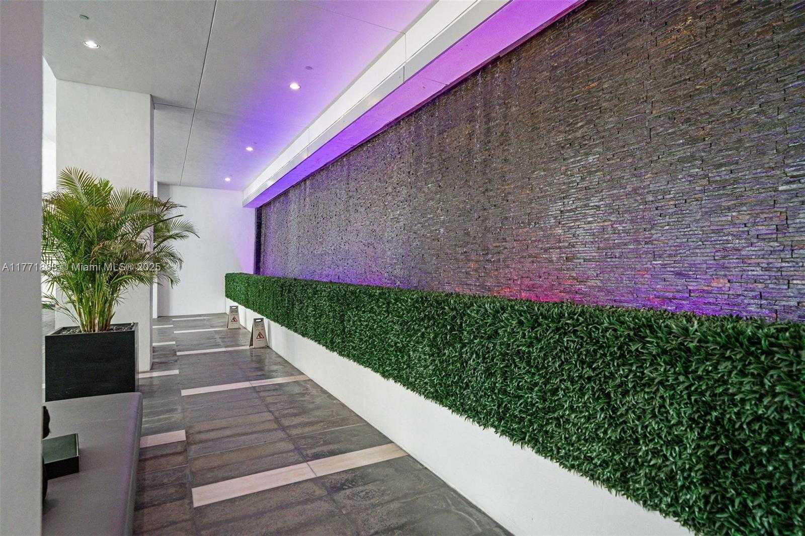 Small Image of 1100 BISCAYNE BLVD #4901, Miami Number 68