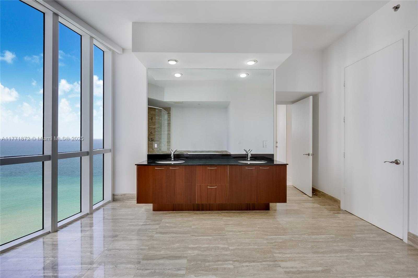 Small Image of 15811 COLLINS AVE #2101, Sunny Isles Beach Number 18