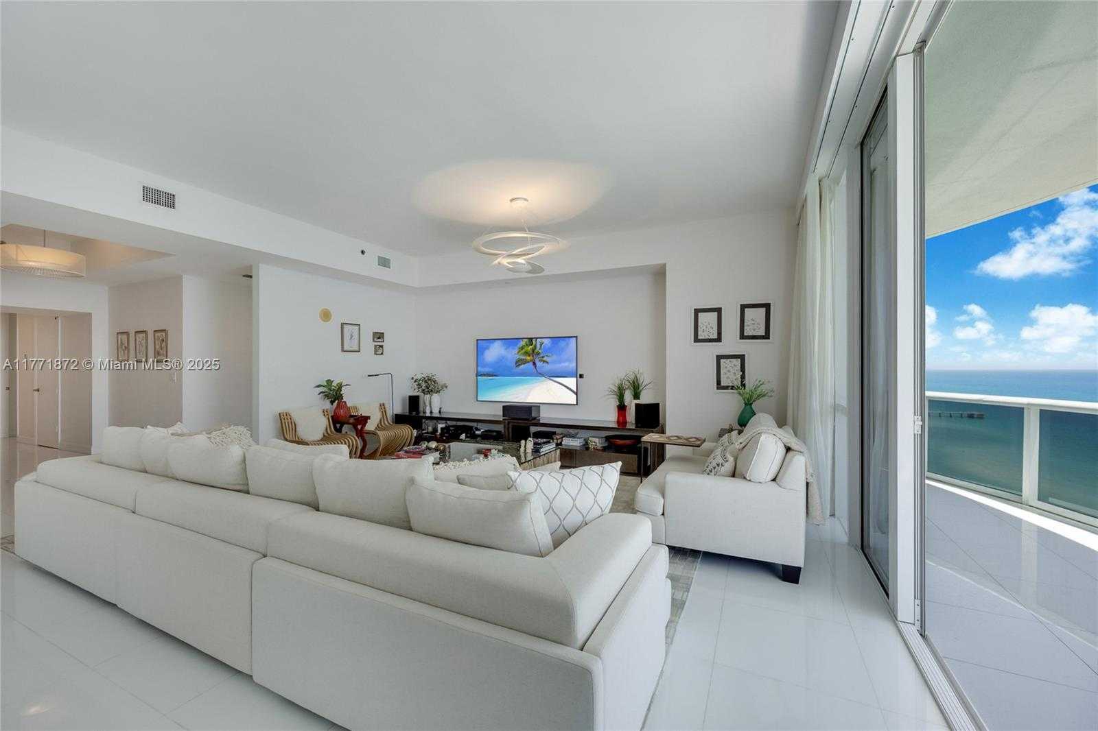 Small Image of 15811 COLLINS AVE #2101, Sunny Isles Beach Number 22