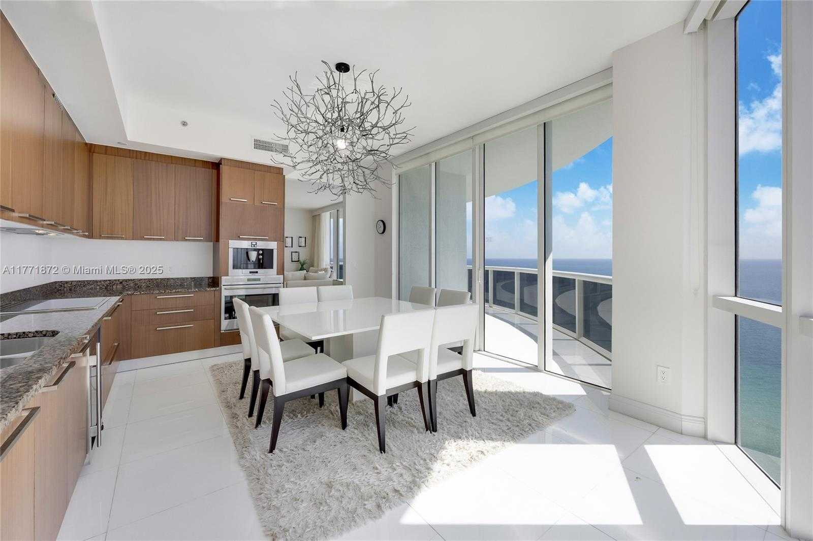 Small Image of 15811 COLLINS AVE #2101, Sunny Isles Beach Number 6