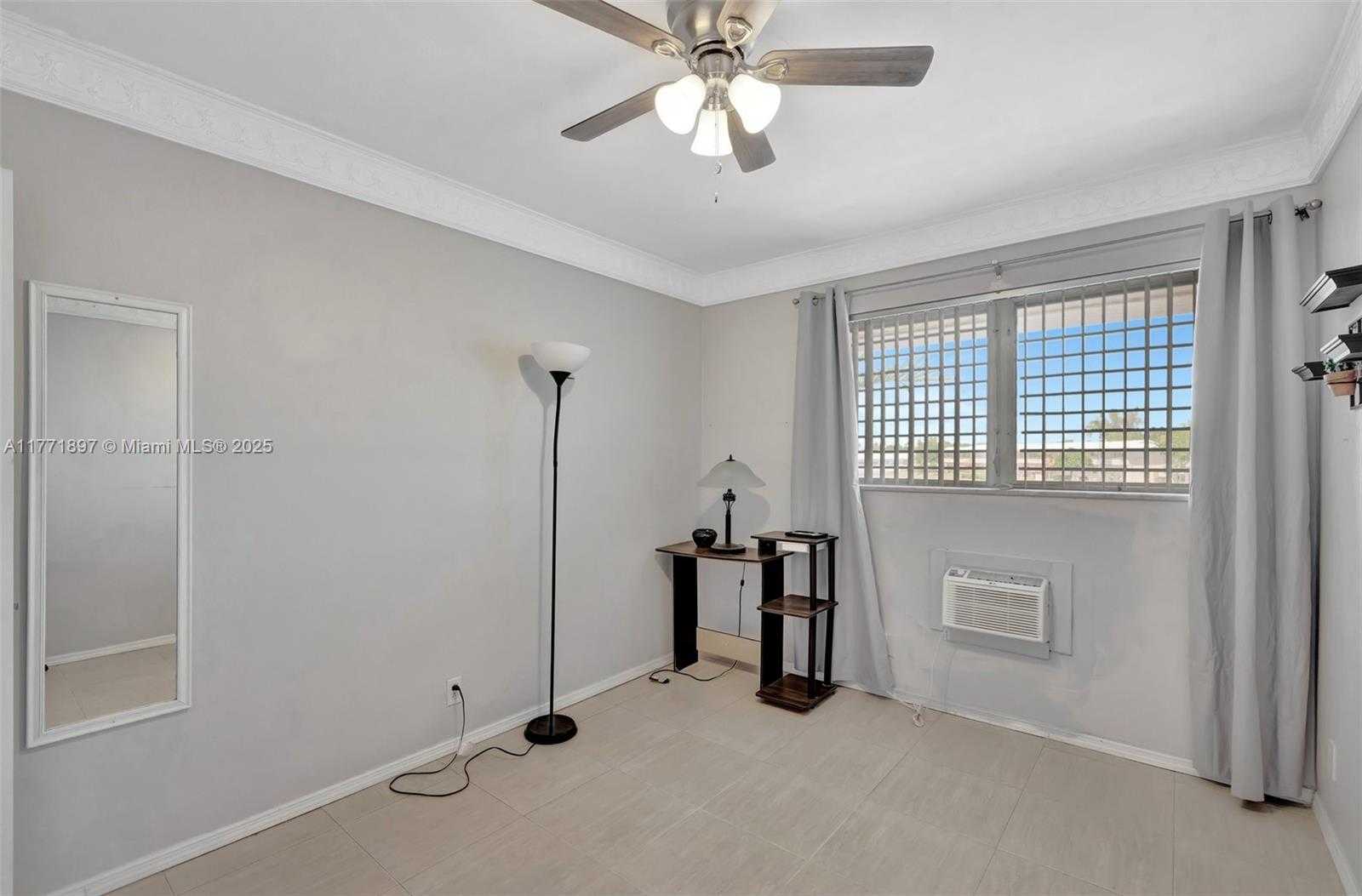 Small Image of 1012 SOUTH WEST 11TH ST #20N, Hallandale Beach Number 10