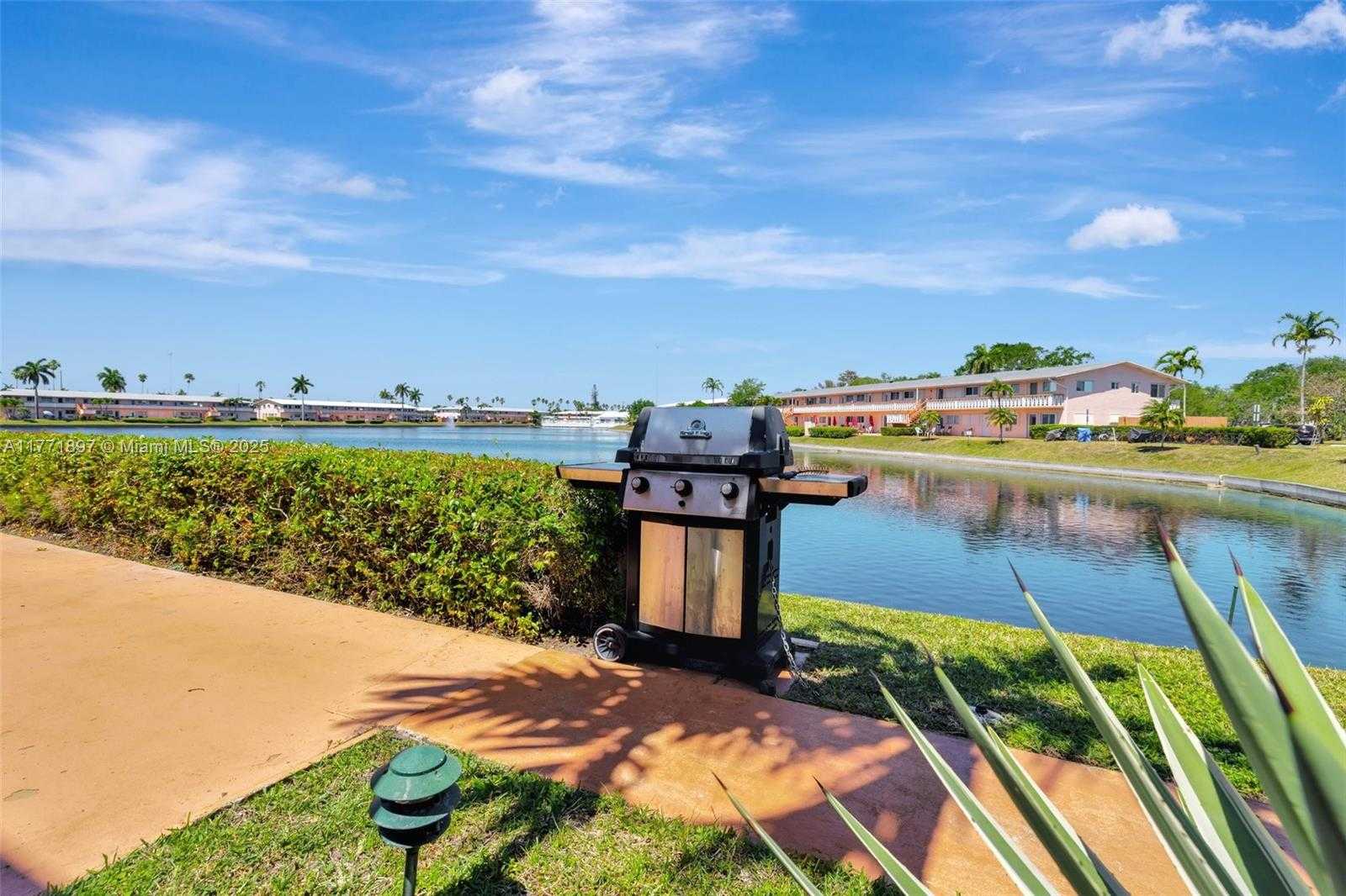 Small Image of 1012 SOUTH WEST 11TH ST #20N, Hallandale Beach Number 22