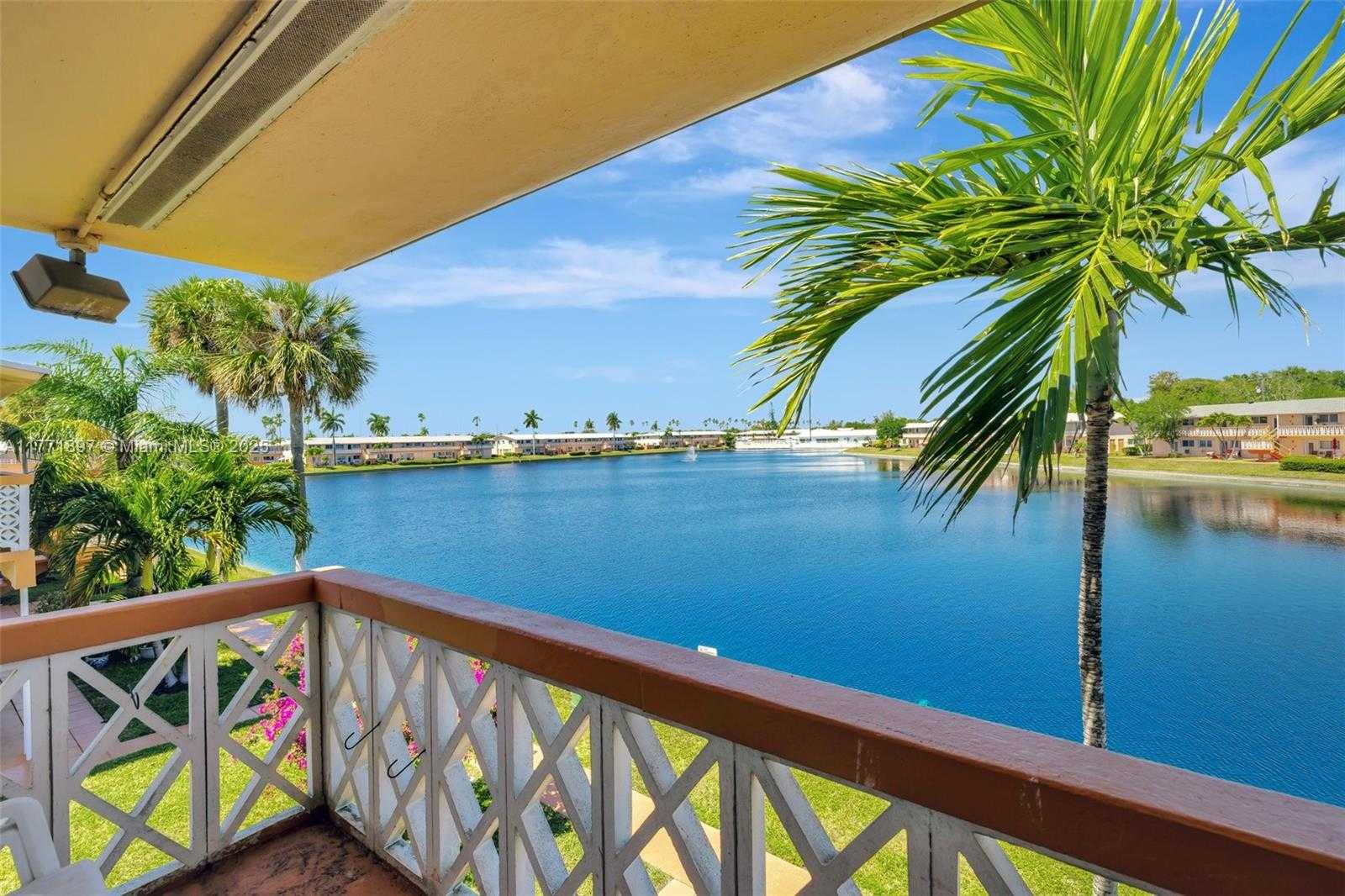 Small Image of 1012 SOUTH WEST 11TH ST #20N, Hallandale Beach Number 3