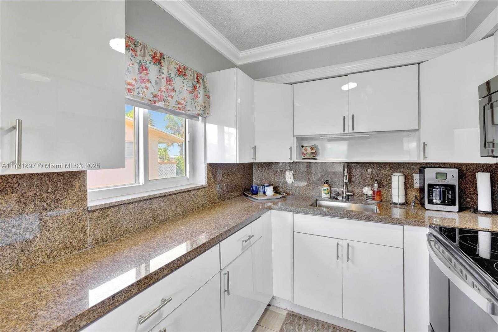 Small Image of 1012 SOUTH WEST 11TH ST #20N, Hallandale Beach Number 30