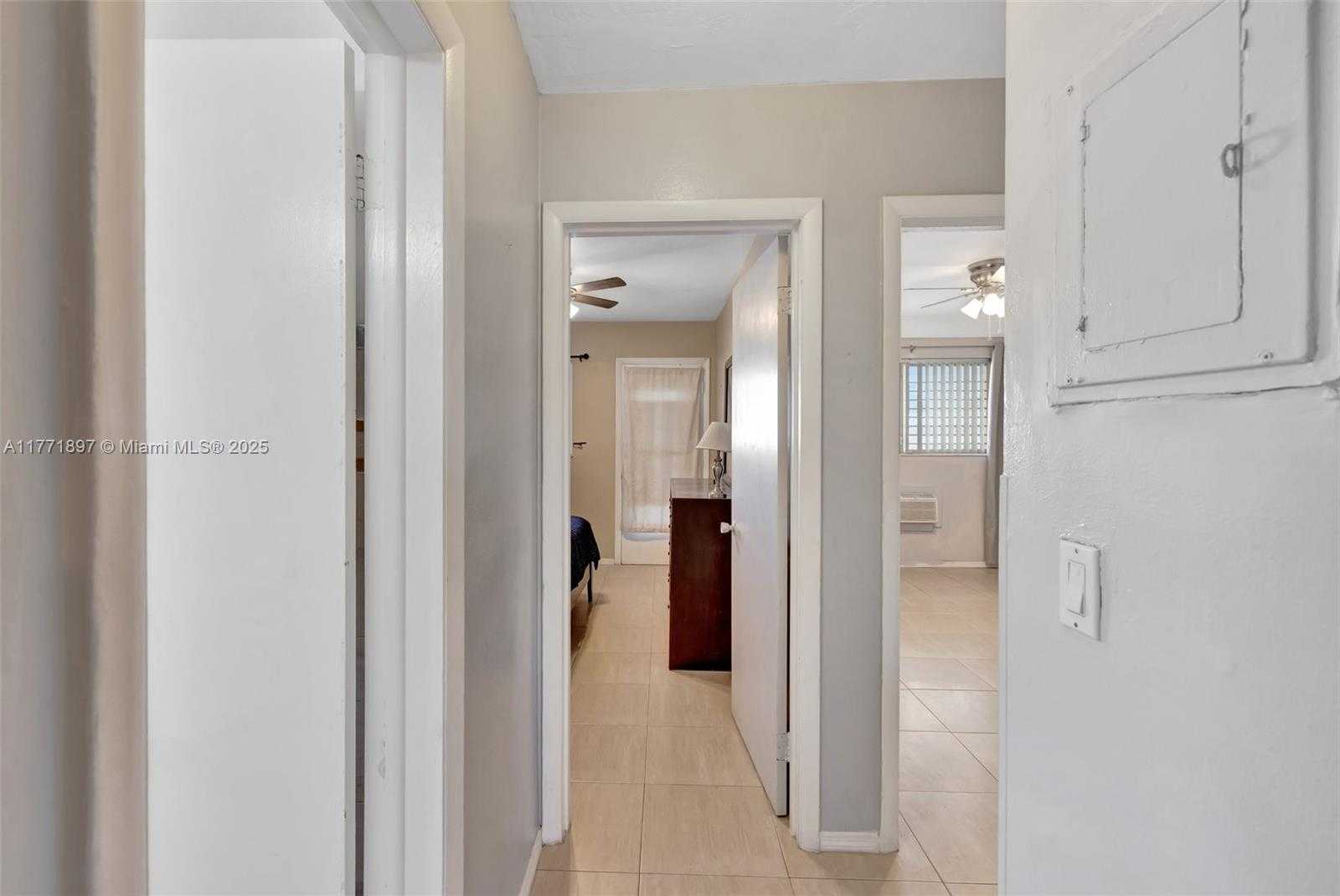 Small Image of 1012 SOUTH WEST 11TH ST #20N, Hallandale Beach Number 34