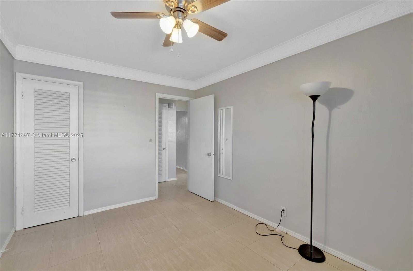 Small Image of 1012 SOUTH WEST 11TH ST #20N, Hallandale Beach Number 38