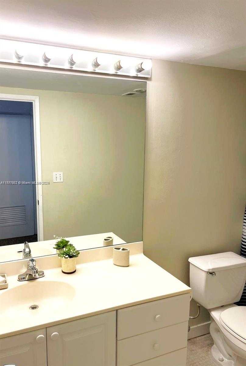Small Image of 19370 COLLINS AVE #1108, Sunny Isles Beach Number 15