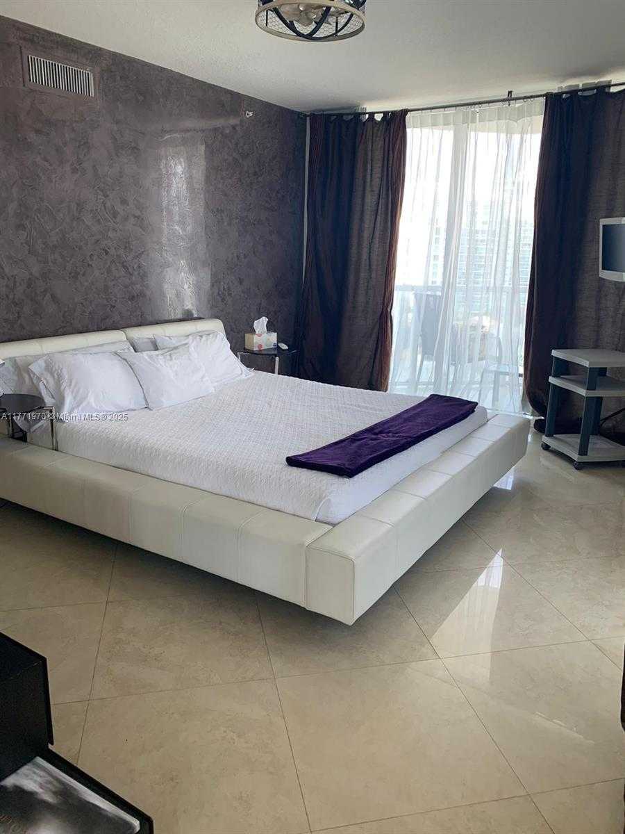 Small Image of 16699 COLLINS AVE #1607, Sunny Isles Beach Number 12