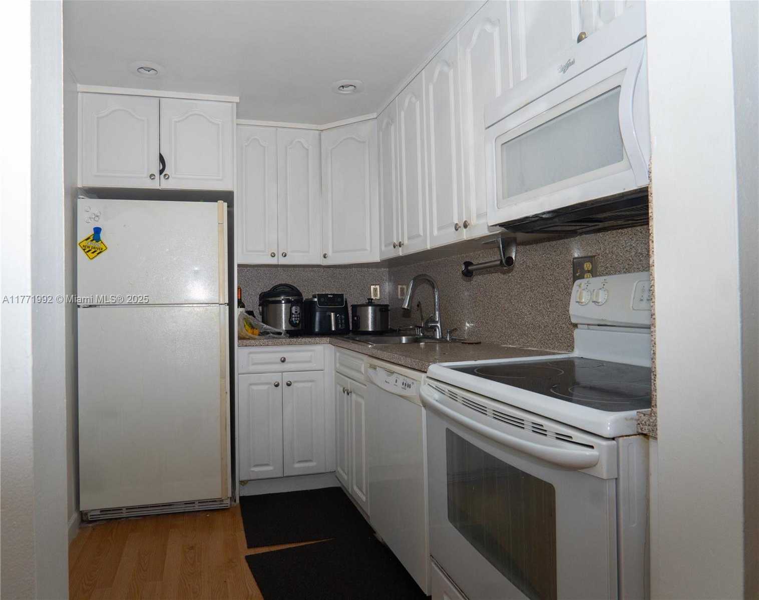 Small Image of 8501 NORTH WEST 8TH ST #206, Miami Number 10
