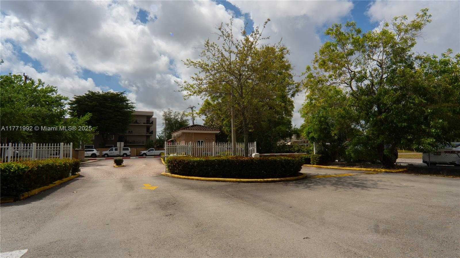 Small Image of 8501 NORTH WEST 8TH ST #206, Miami Number 11