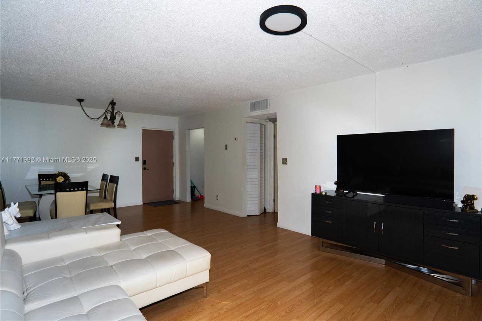 Small Image of 8501 NORTH WEST 8TH ST #206, Miami Number 5