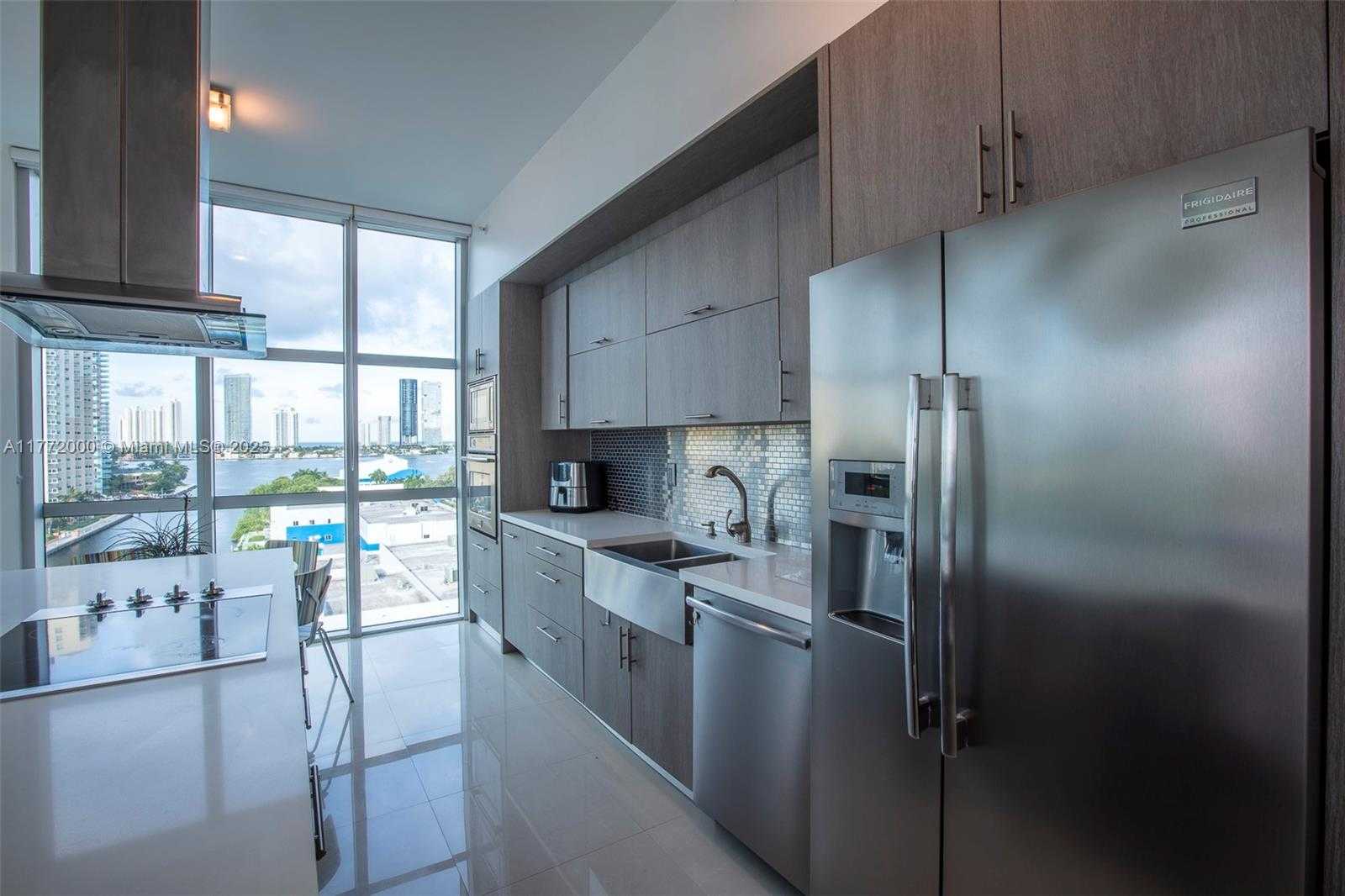 Small Image of 3131 NORTH EAST 188TH ST #2-1002, Aventura Number 13