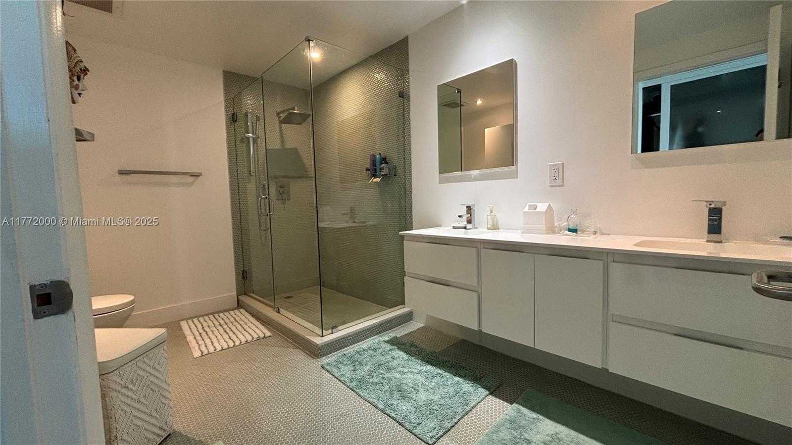 Small Image of 3131 NORTH EAST 188TH ST #2-1002, Aventura Number 25